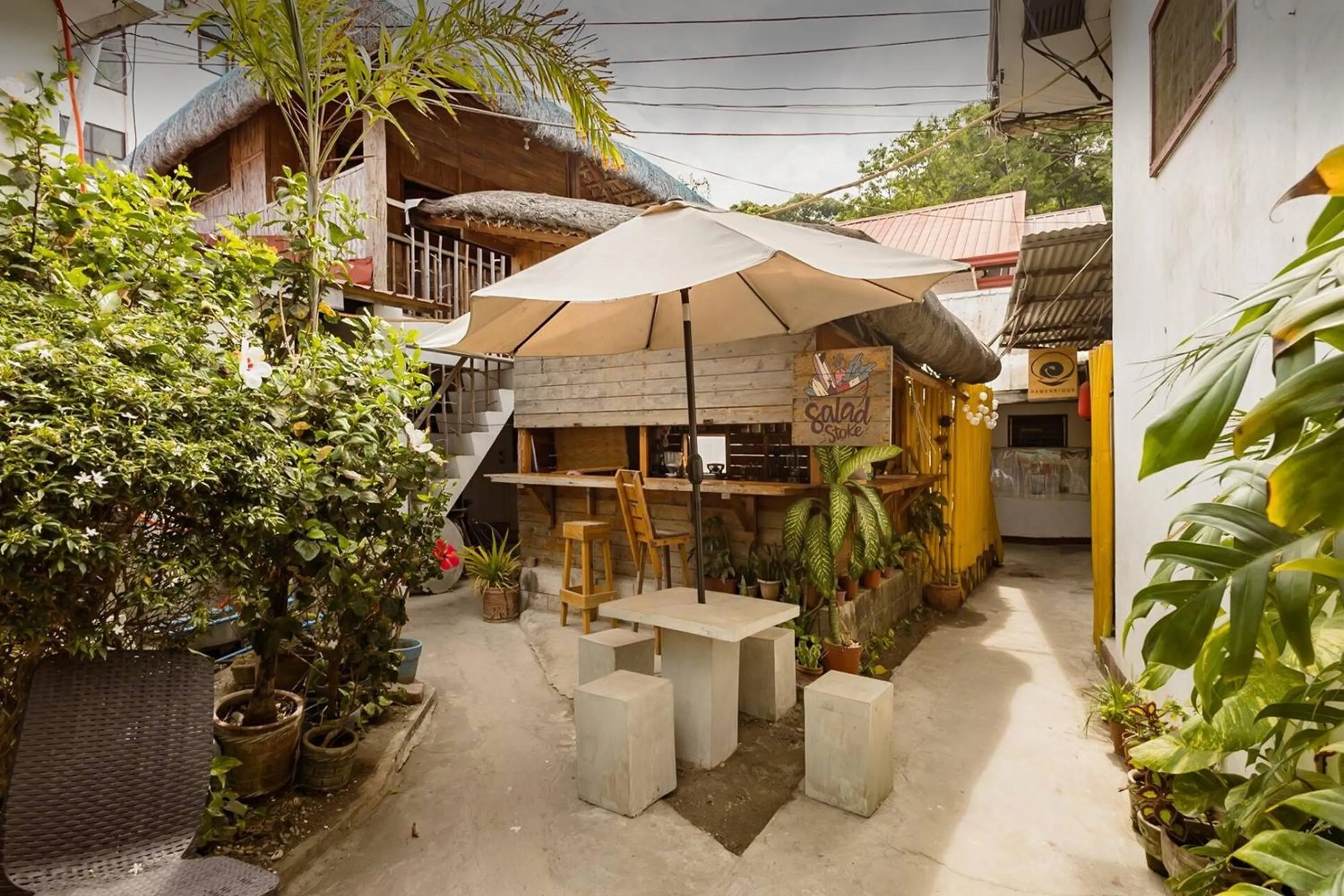 Dining area in Monaliza Surf Resort La Union