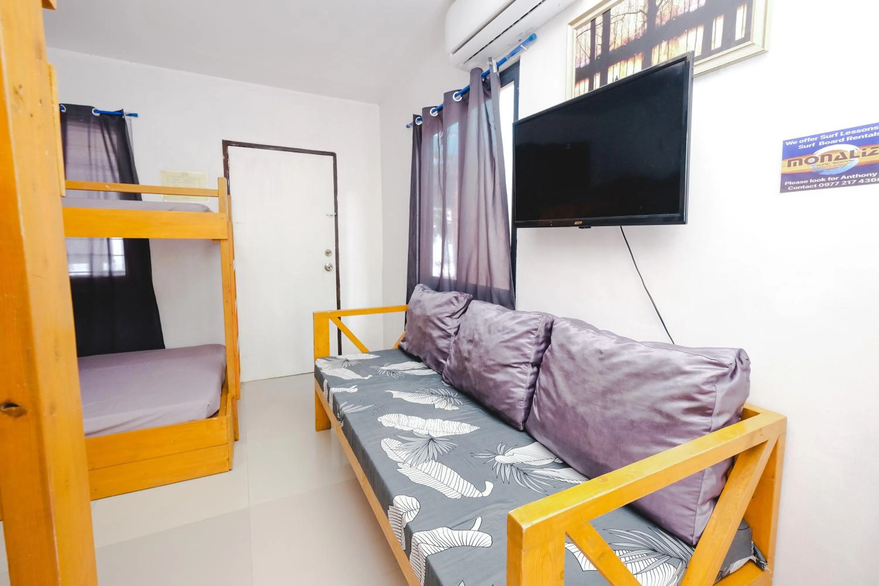 Bedroom, Bed in Monaliza Surf Resort La Union