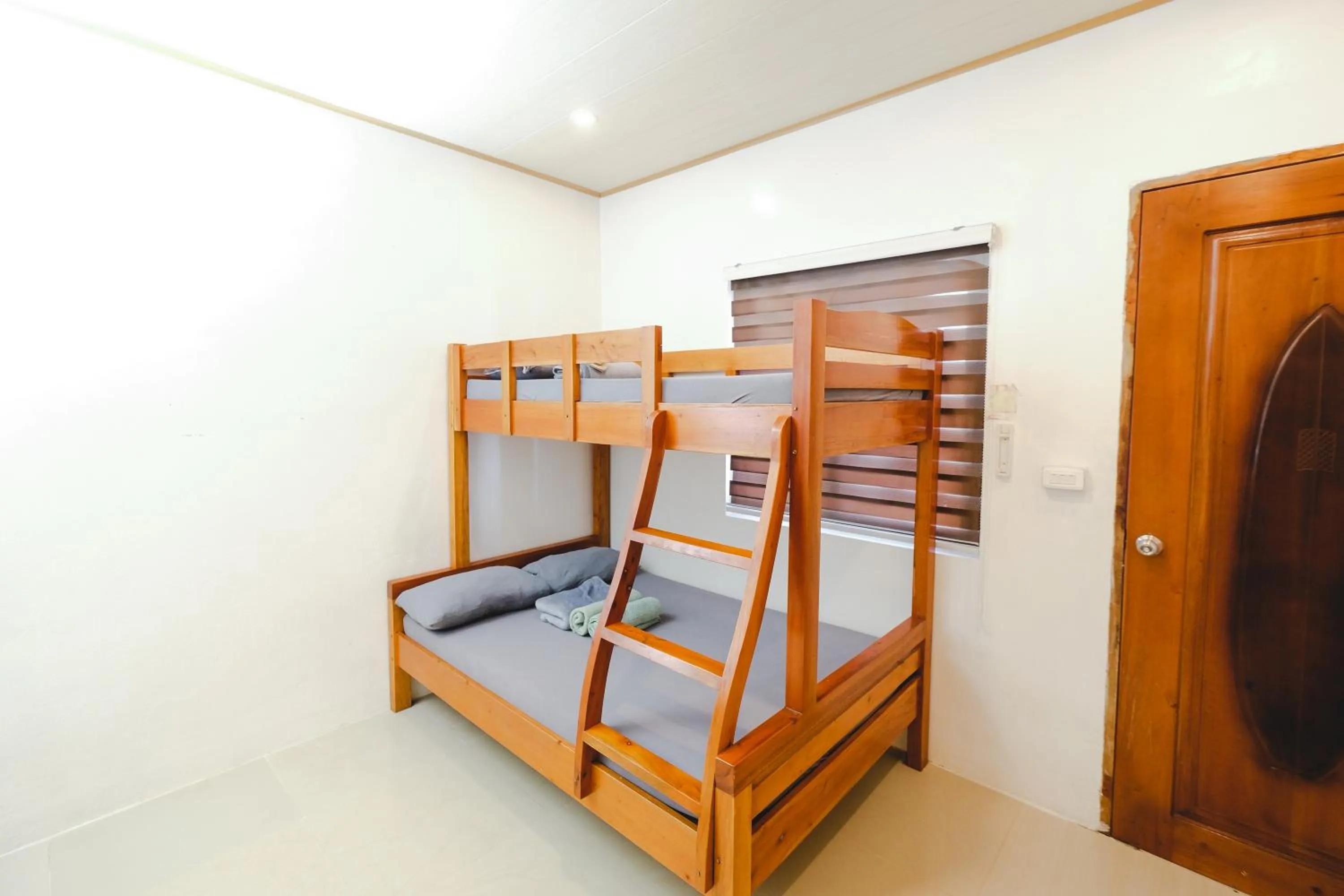 bunk bed, Bed in Monaliza Surf Resort La Union