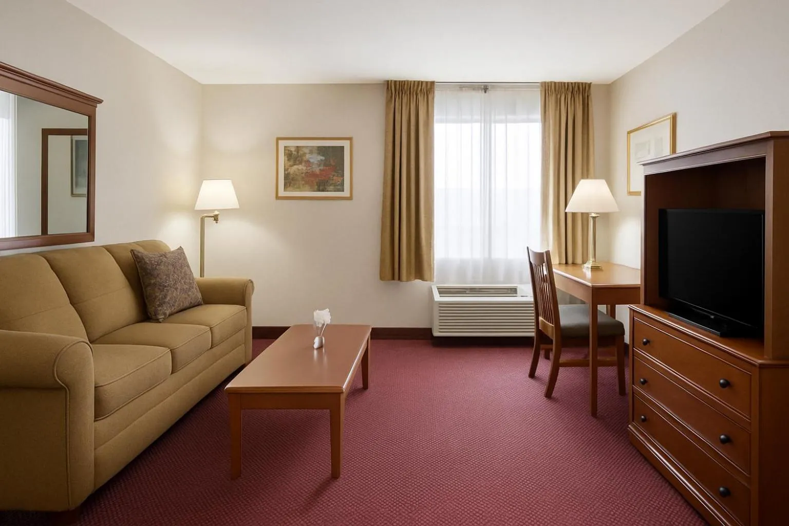 Living room, Bed in Ramada by Wyndham Hawthorne/LAX