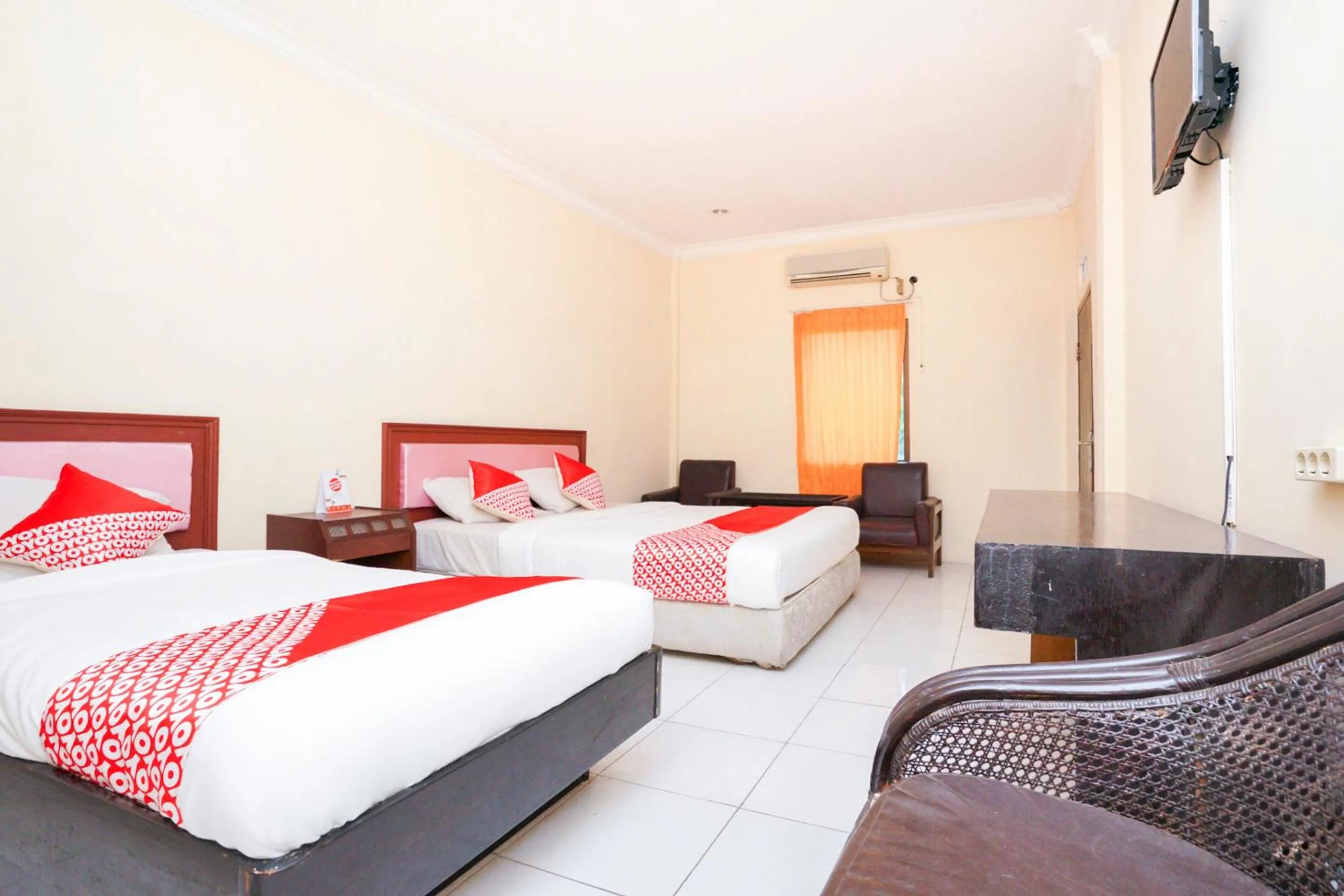 Bedroom in OYO 2003 Female Guest House