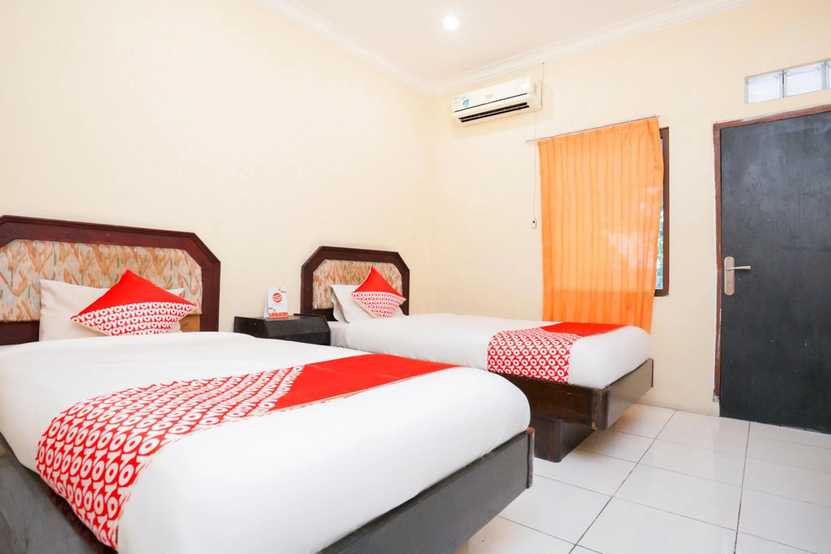 Bedroom in OYO 2003 Female Guest House