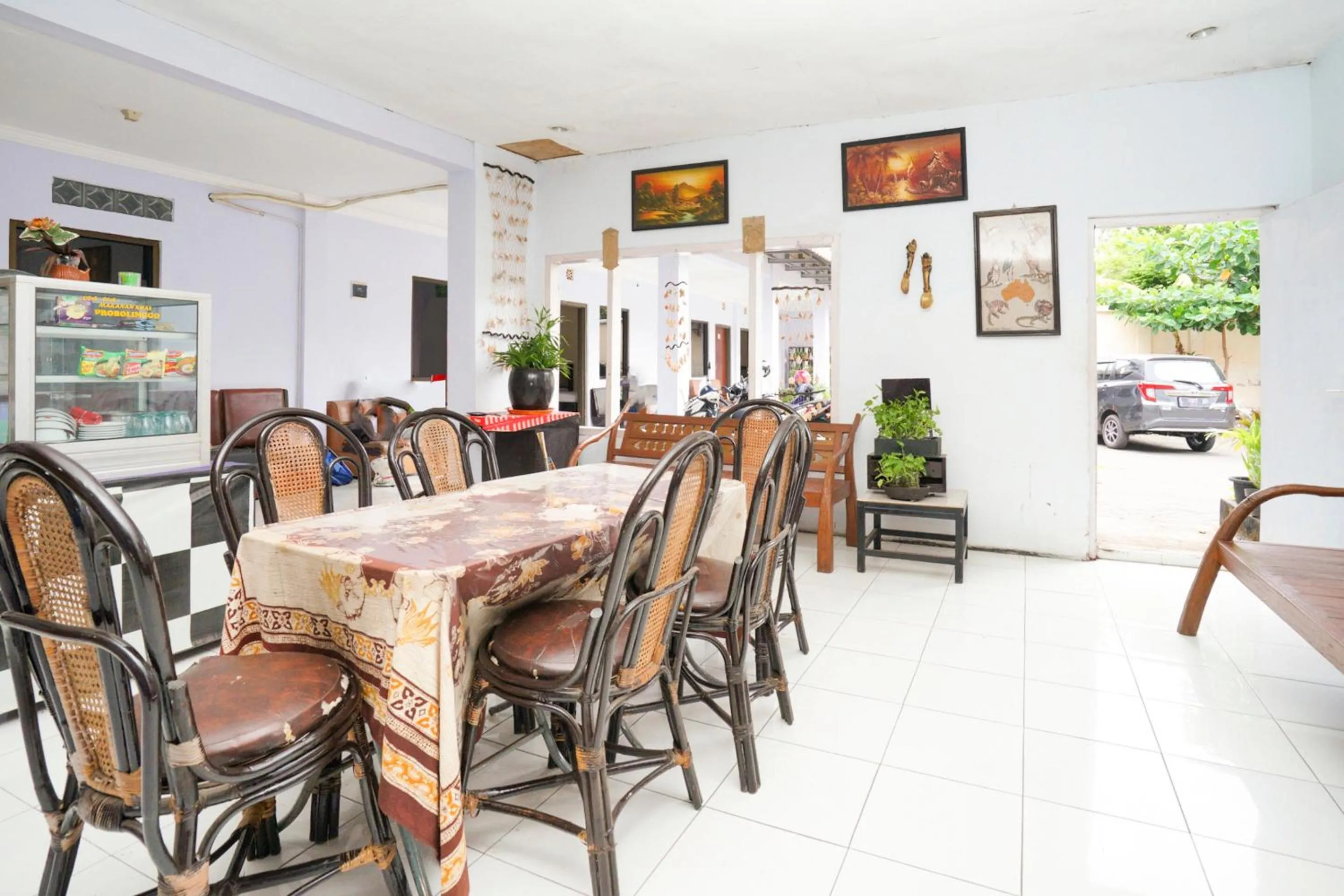 Lobby or reception in OYO 2003 Female Guest House