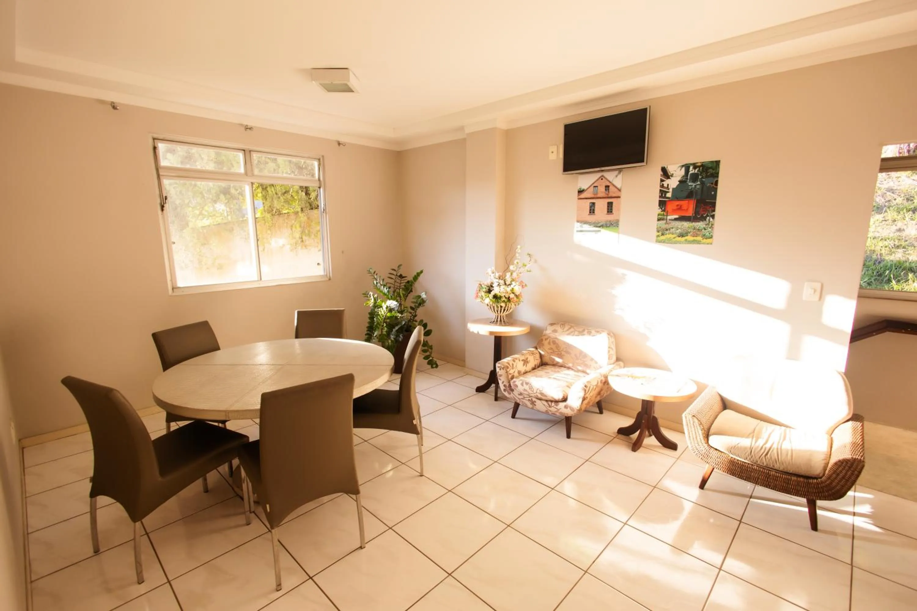 Seating area in CHA Mime Hotel