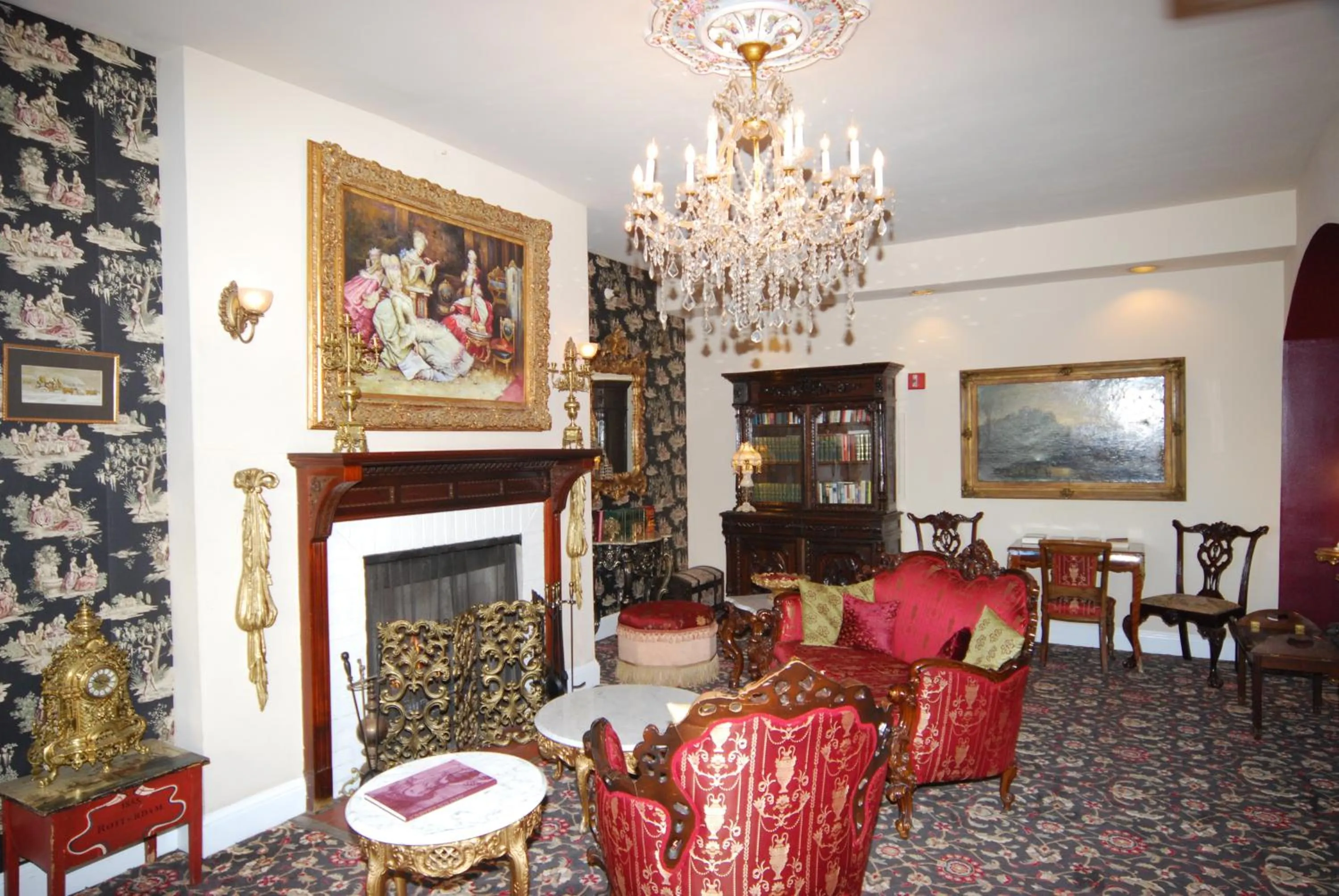 Lounge or bar in Queen Anne