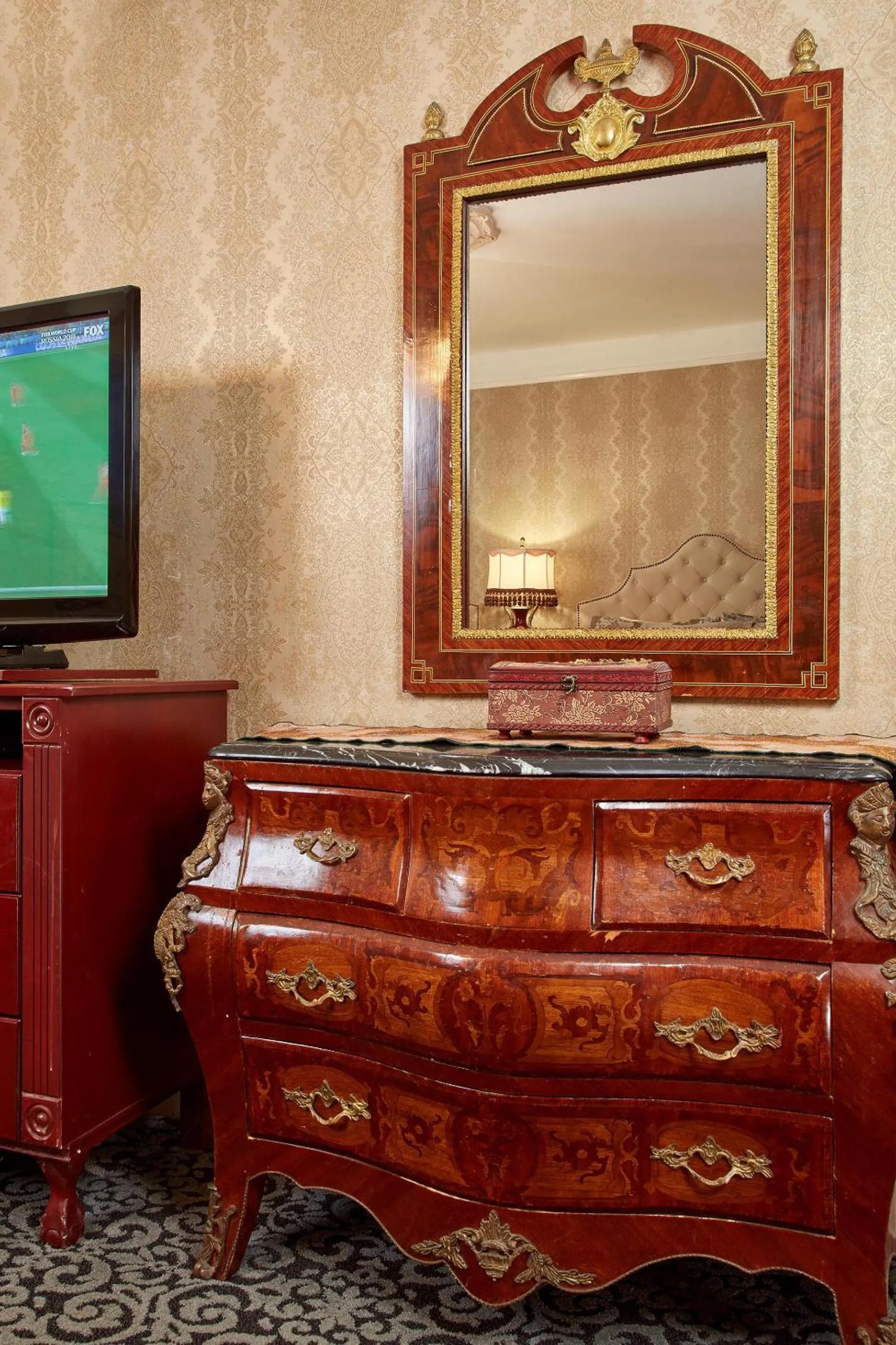 Decorative detail in Queen Anne