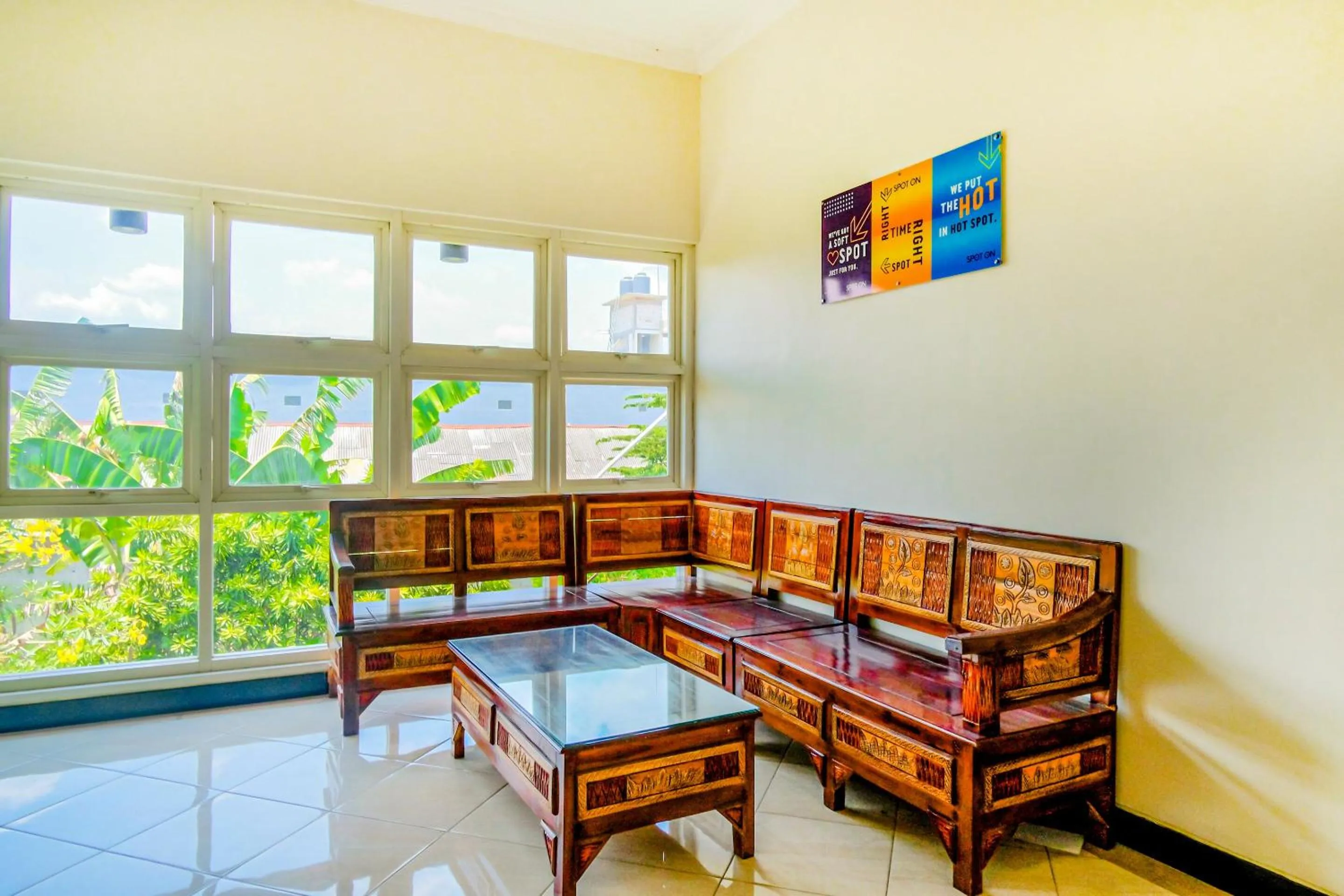 Lobby or reception in OYO Life 2032 Kalyca Kos Family Syariah