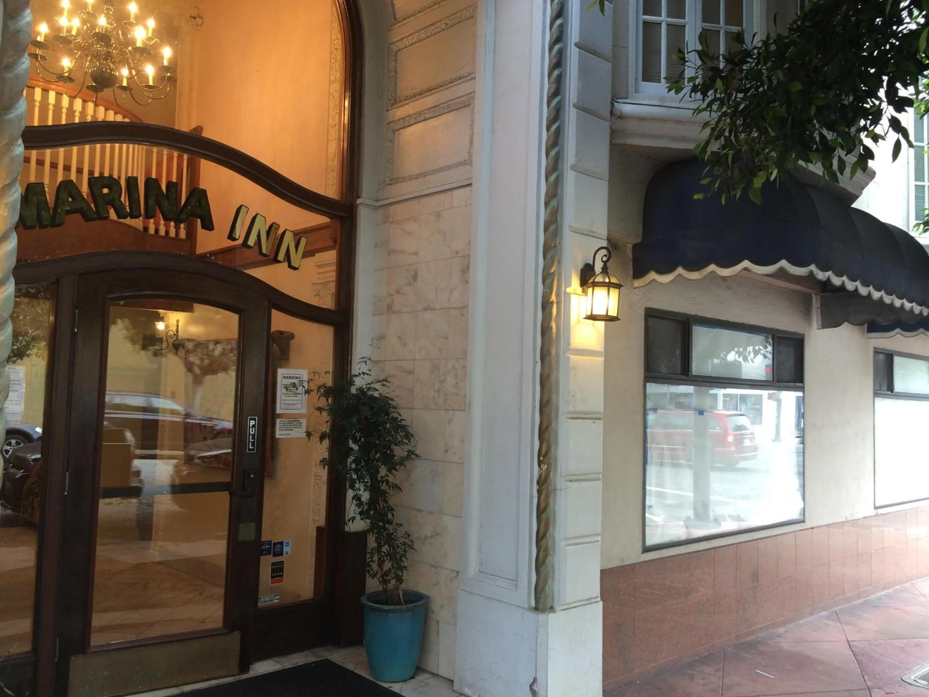 Facade/entrance in Marina Inn