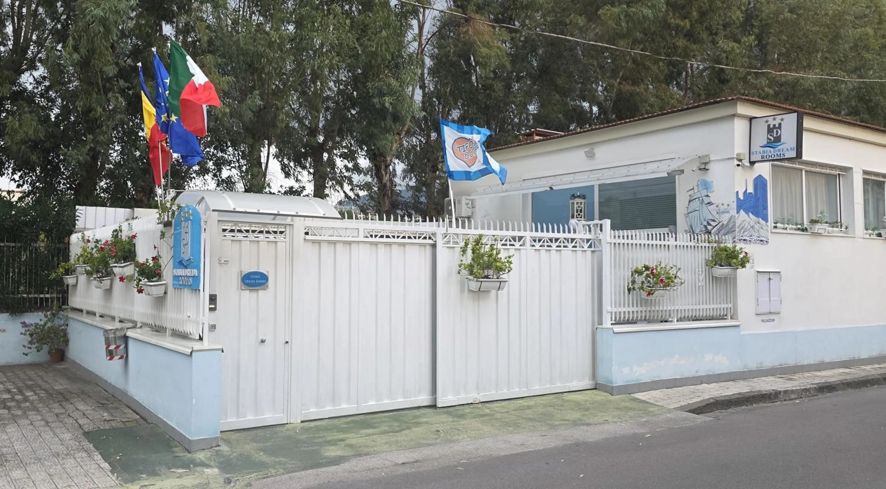 Property building in Stabia Dream Rooms