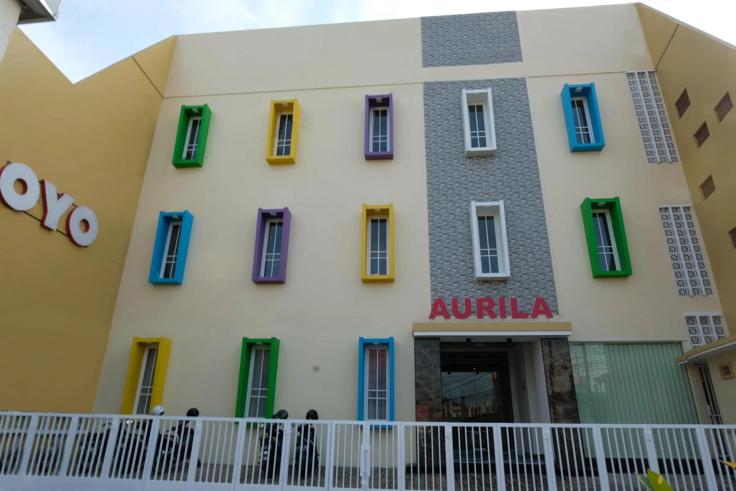 Facade/entrance in Aurila Homestay Syariah Mitra RedDoorz