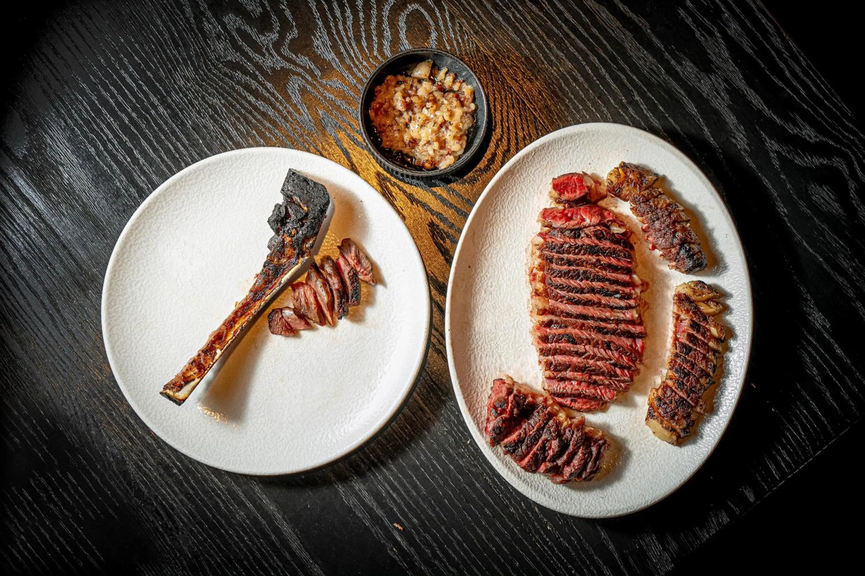 Restaurant/places to eat in Hotel Baobab Suites