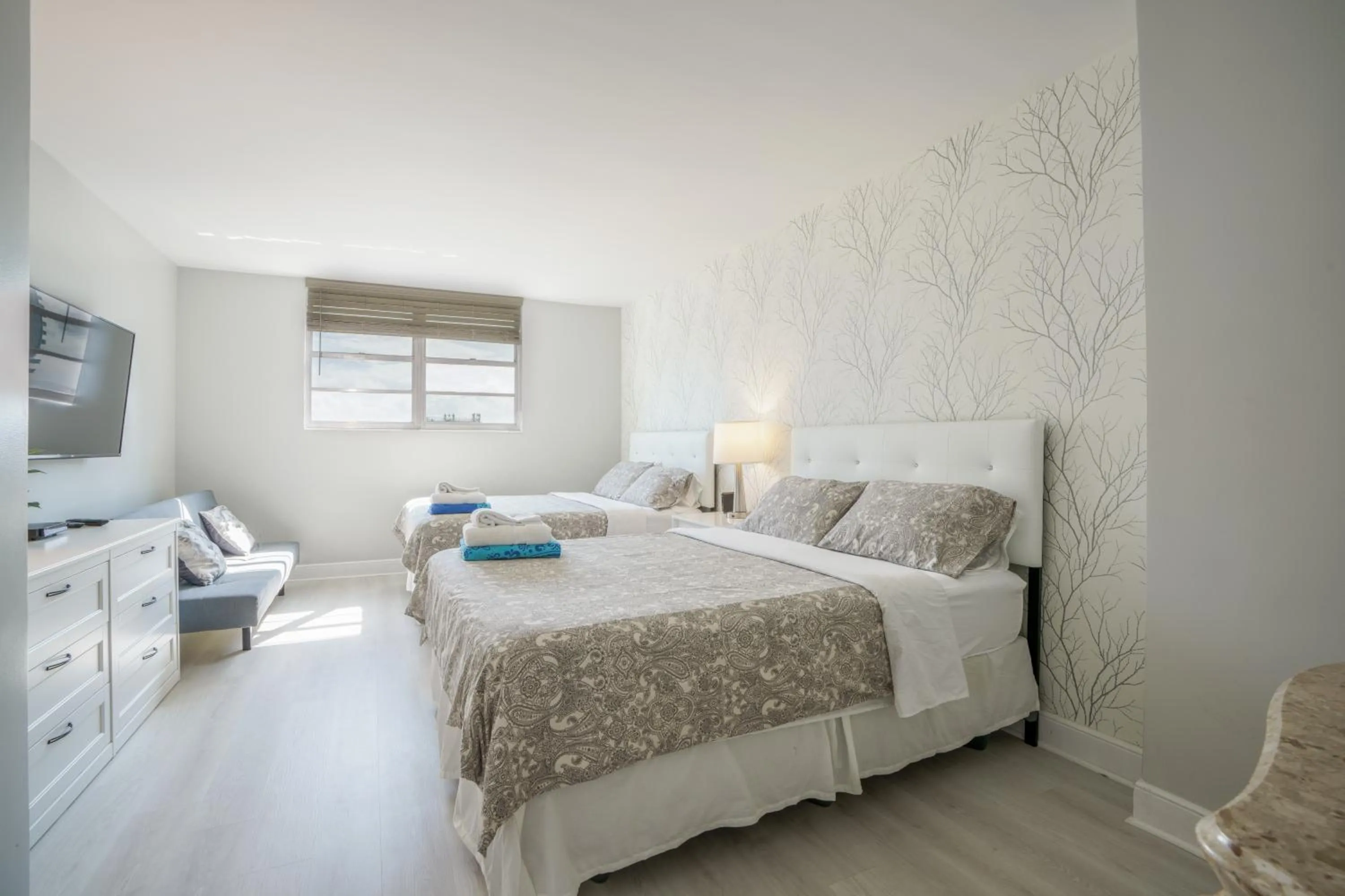 Bedroom, Bed in OCEAN RESERVE 15th Floor - Gorgeous Ocean View - STR00907