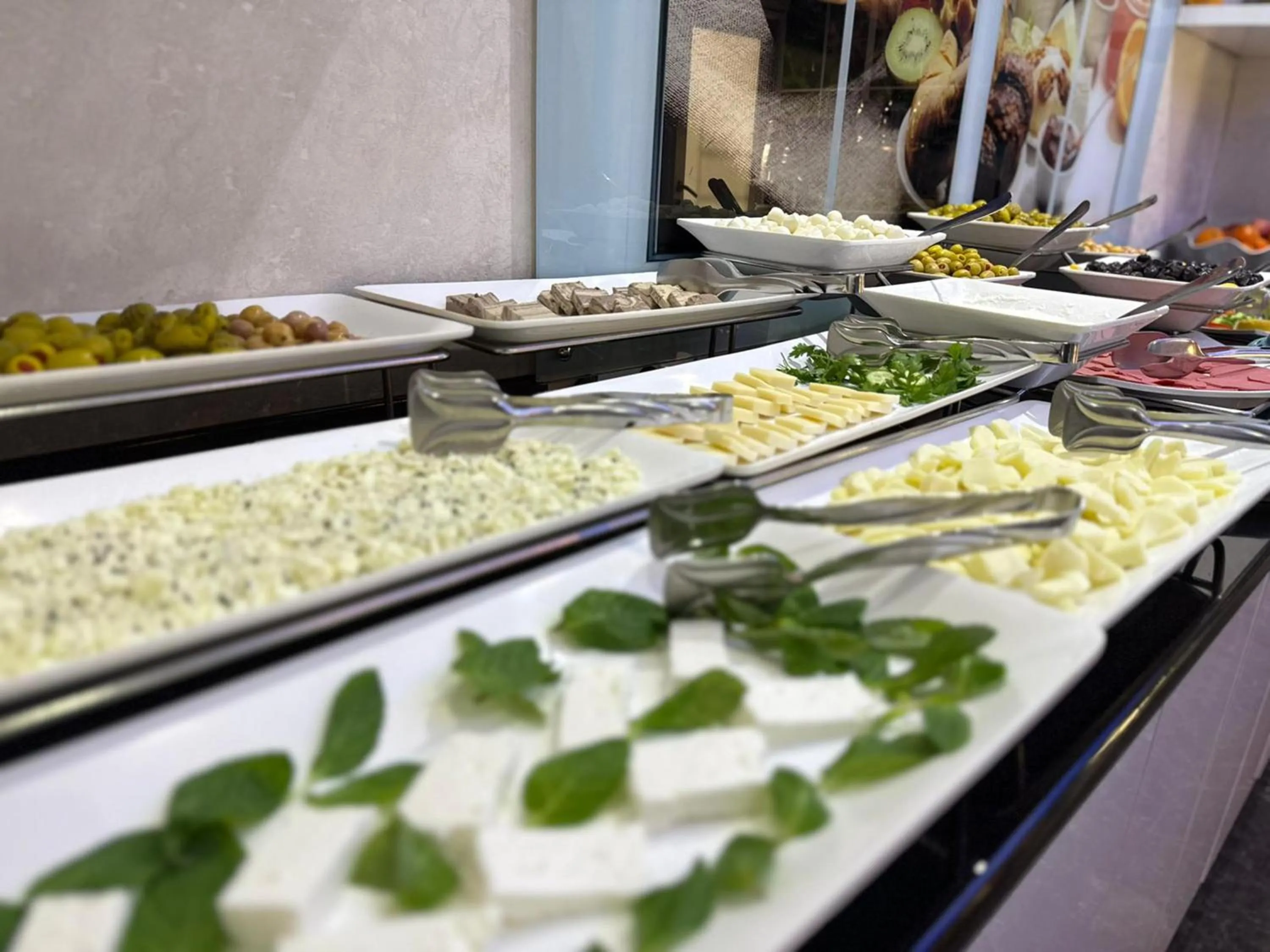 Buffet breakfast in Asrin Business Hotel Kızılay