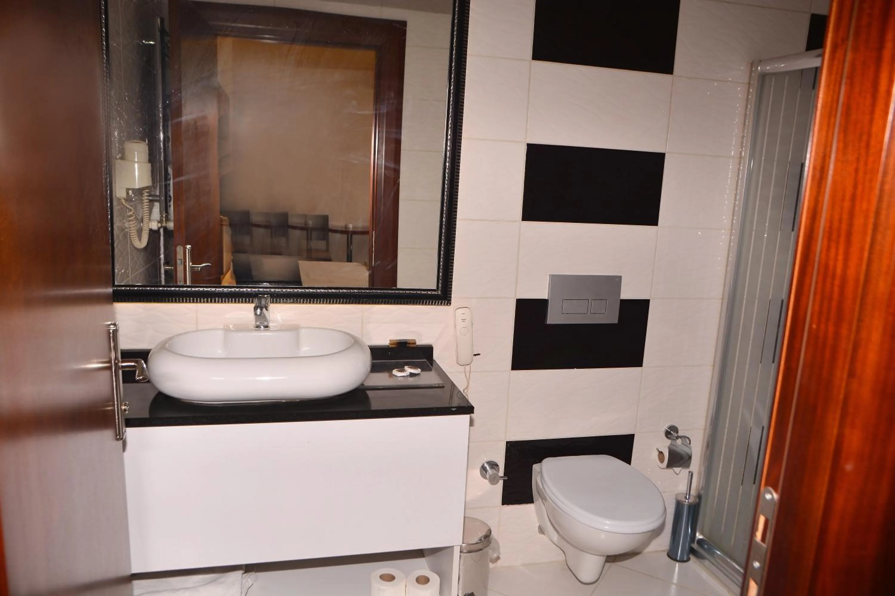 Bathroom in Asrin Business Hotel Kızılay