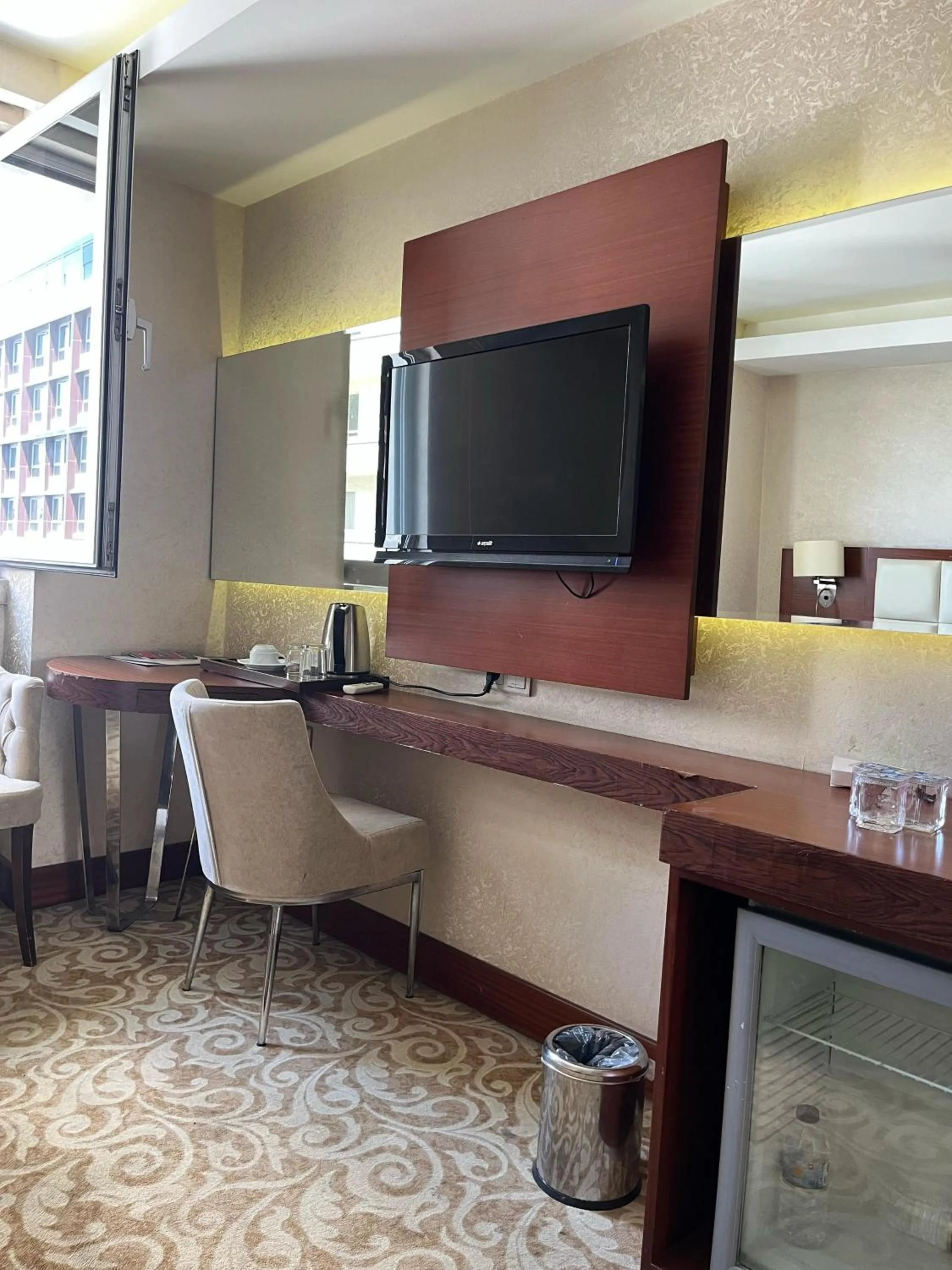 TV and multimedia in Asrin Business Hotel Kızılay