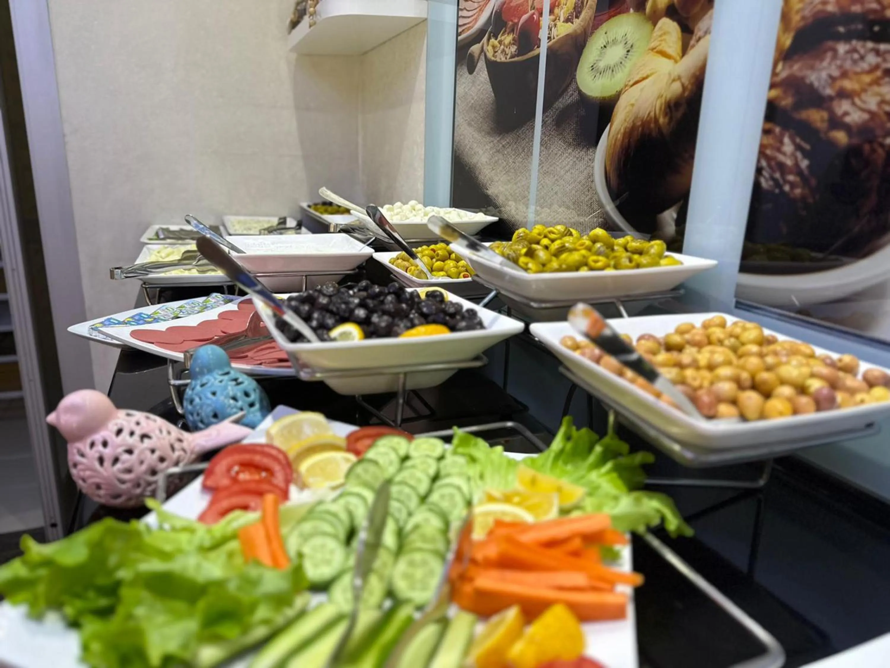 Buffet breakfast in Asrin Business Hotel Kızılay