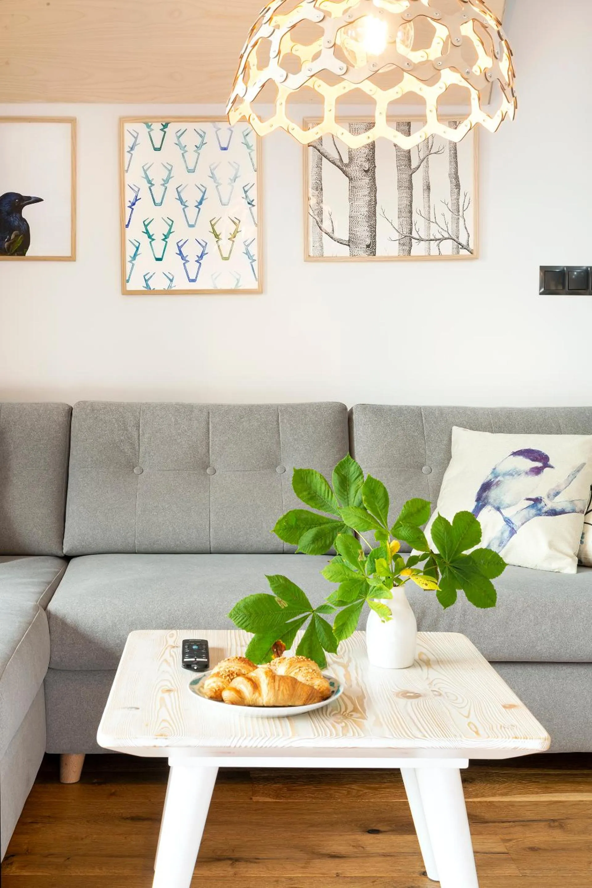 Living room in Green Deer Premium