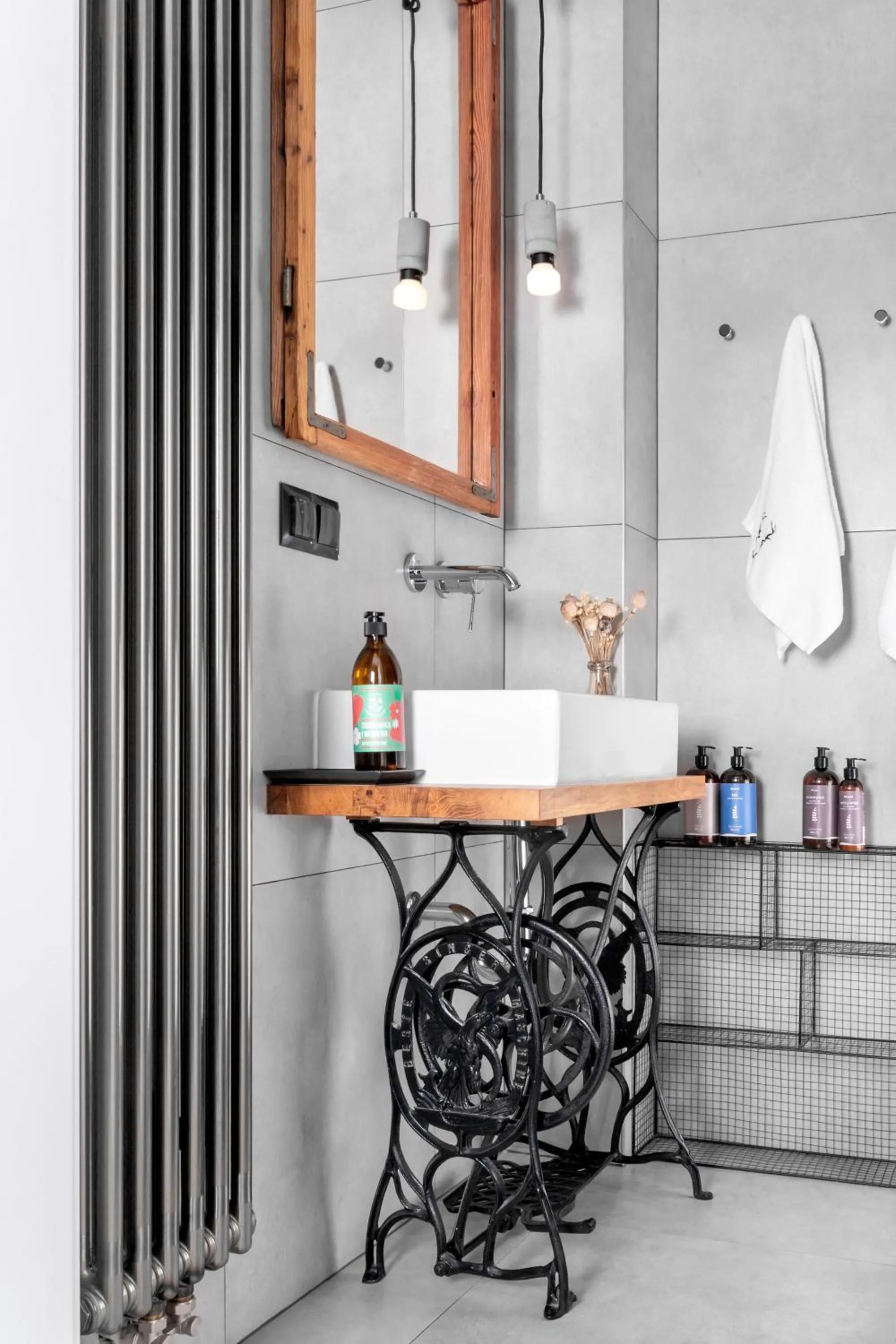 Bathroom in Green Deer Premium