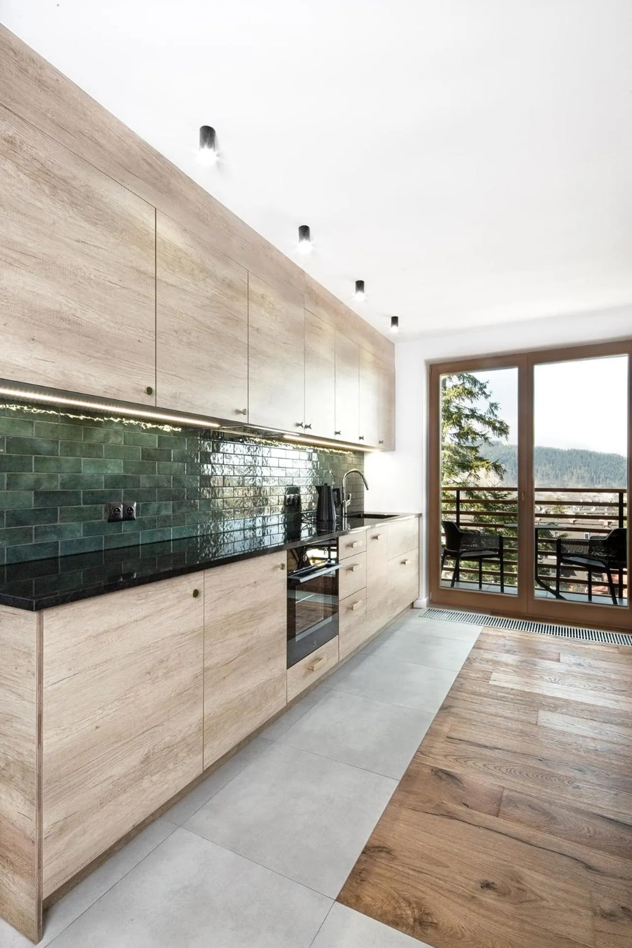 Balcony/Terrace in Green Deer Premium