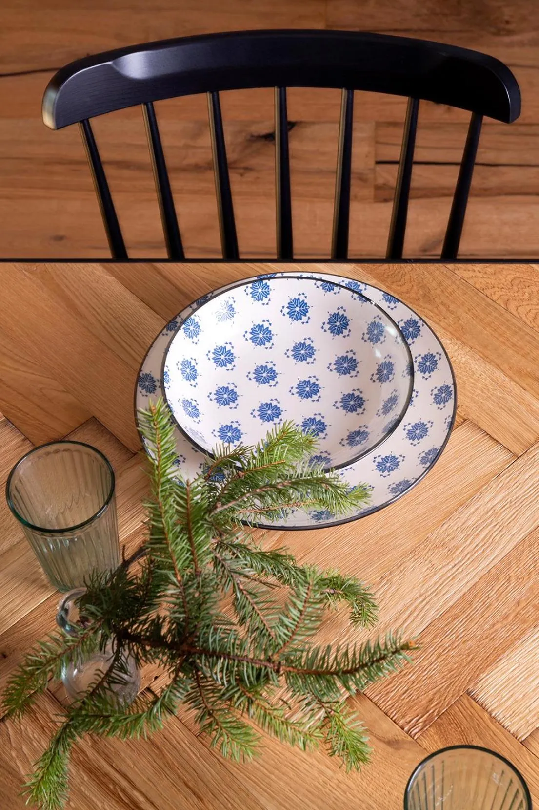 Photo of the whole room in Green Deer Premium