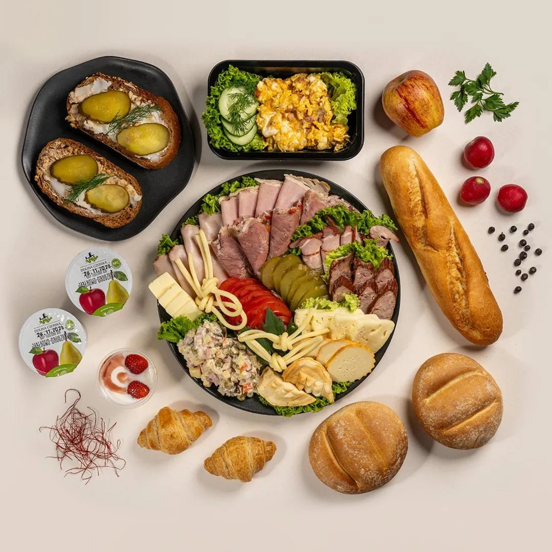 Breakfast in Green Deer Premium