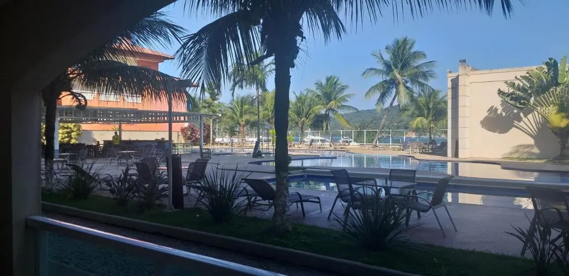 Porto Marina Rede Mont Blanc