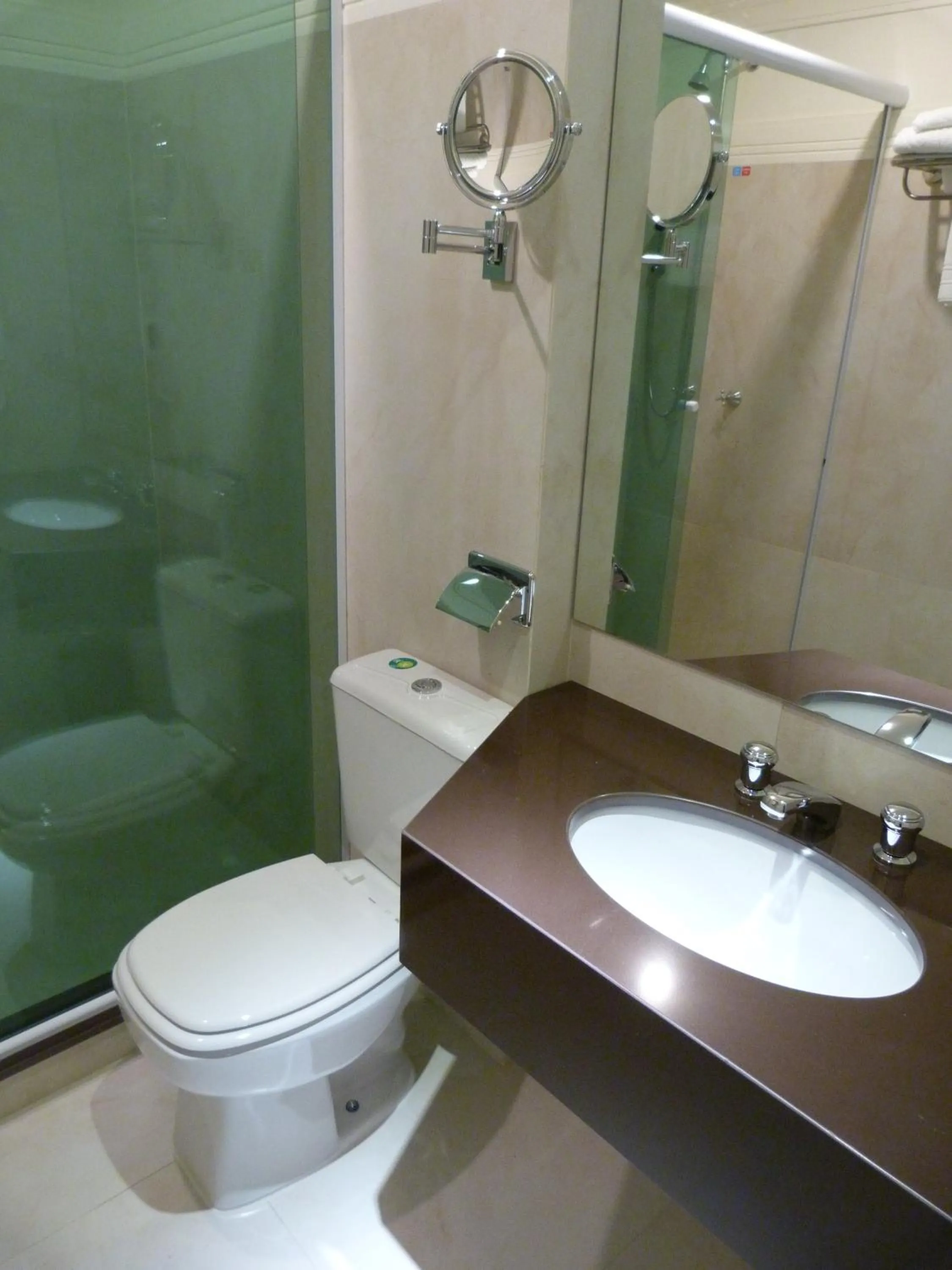 Bathroom in Prix Hotel