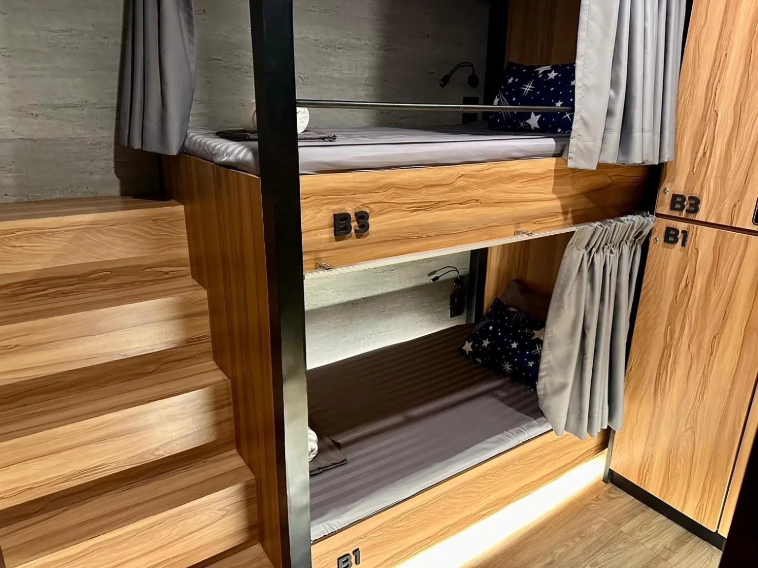 bunk bed, Bed in Niece Hostel Phuket - Bangtao Beach