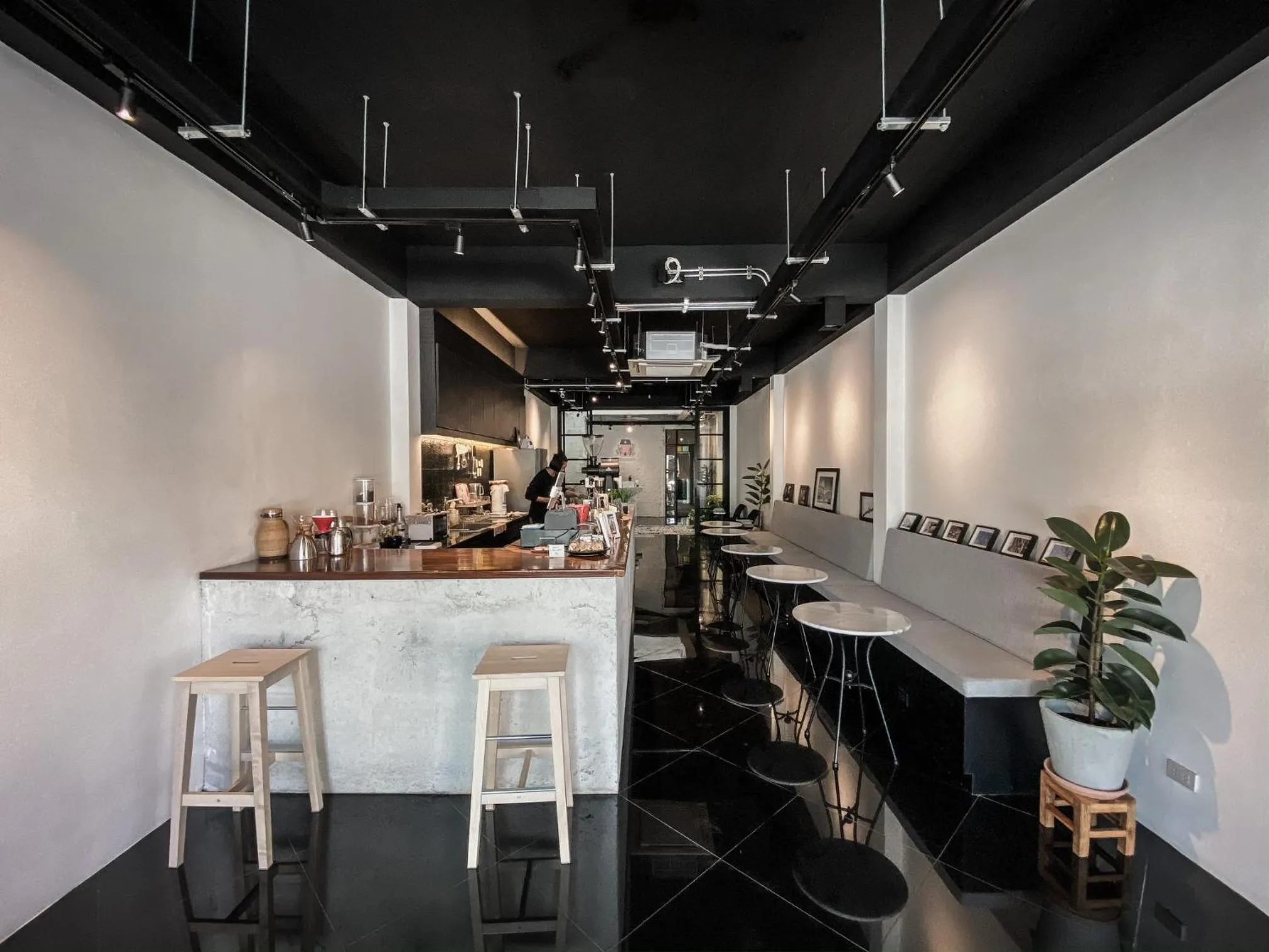 Coffee/tea facilities in Niece Hostel Phuket - Bangtao Beach