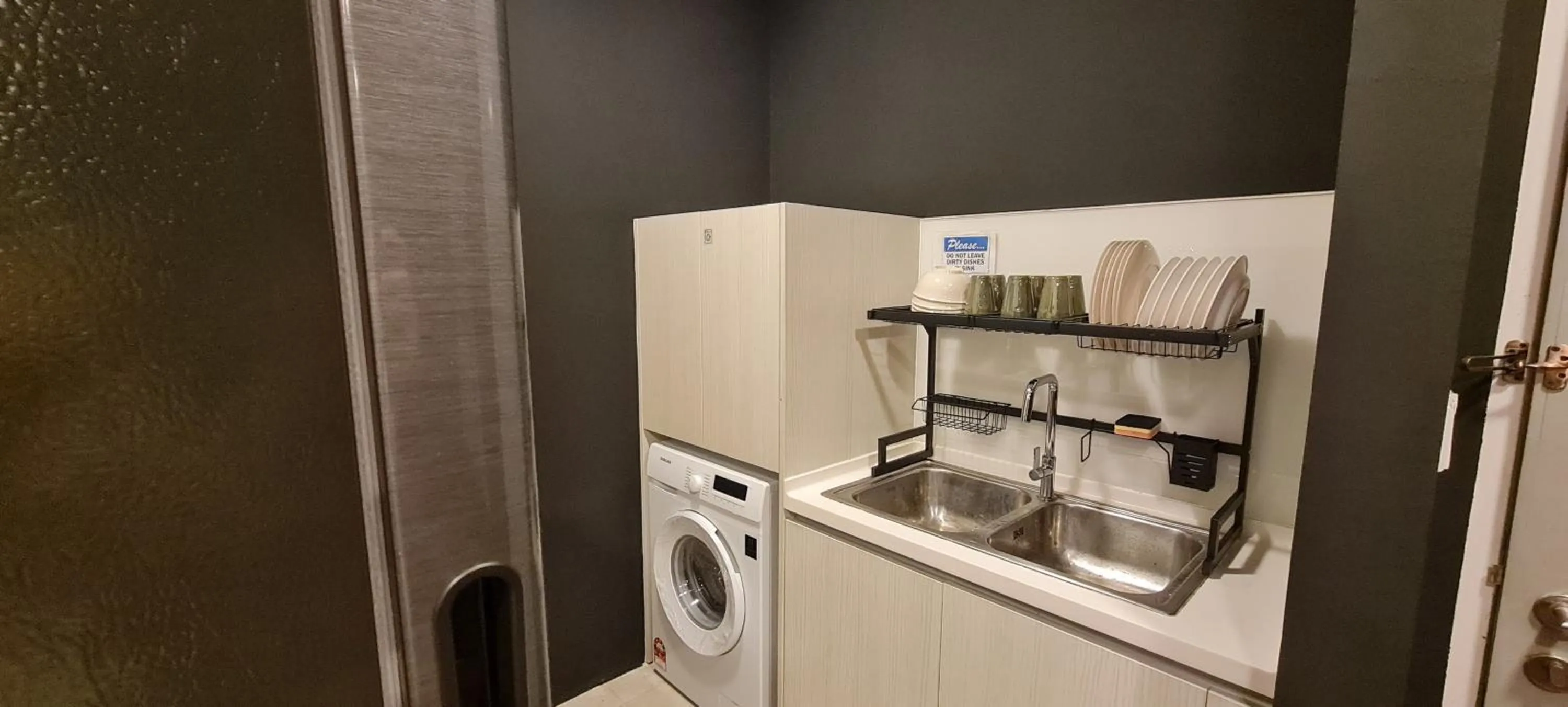 Kitchen or kitchenette in My Misto Homestay, Riverson Soho