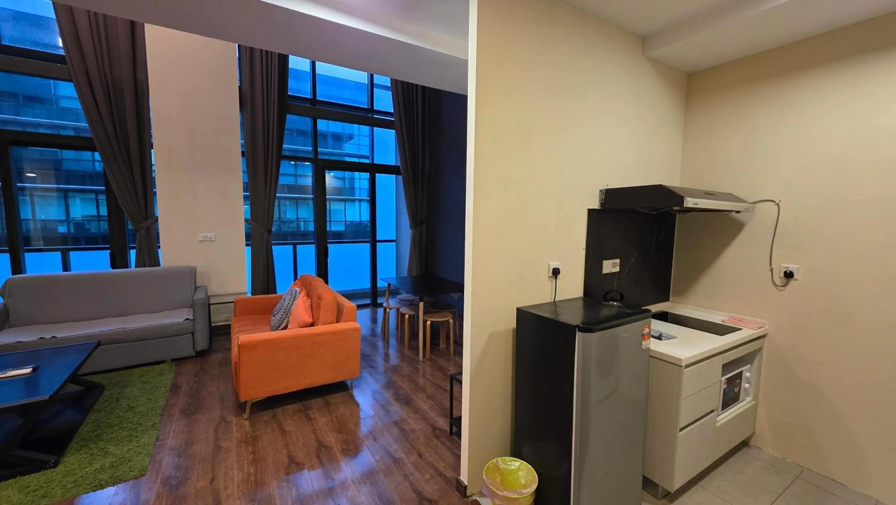 Kitchen or kitchenette in My Misto Homestay, Riverson Soho