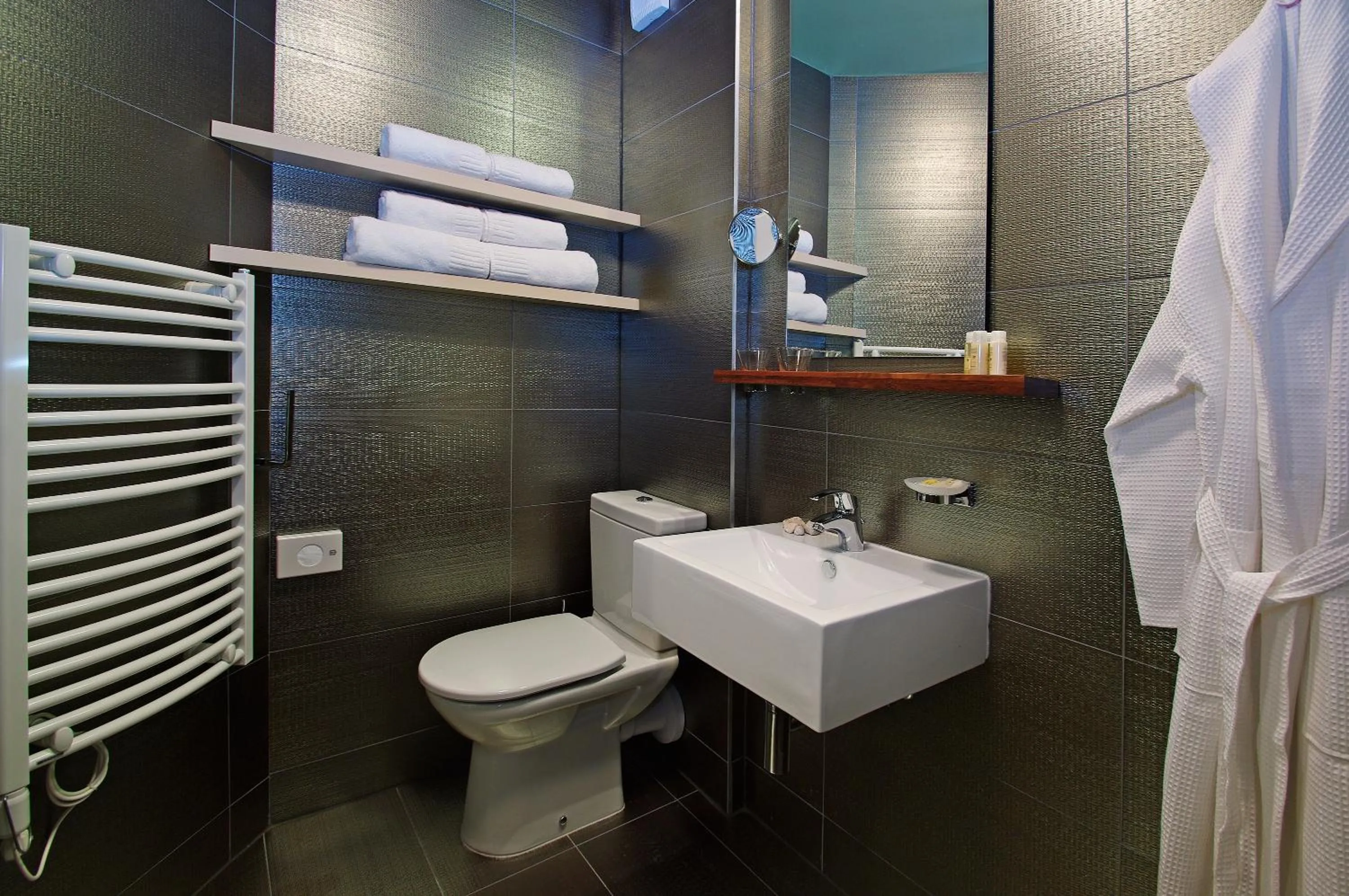 Toilet in Boutique Hotel Bol