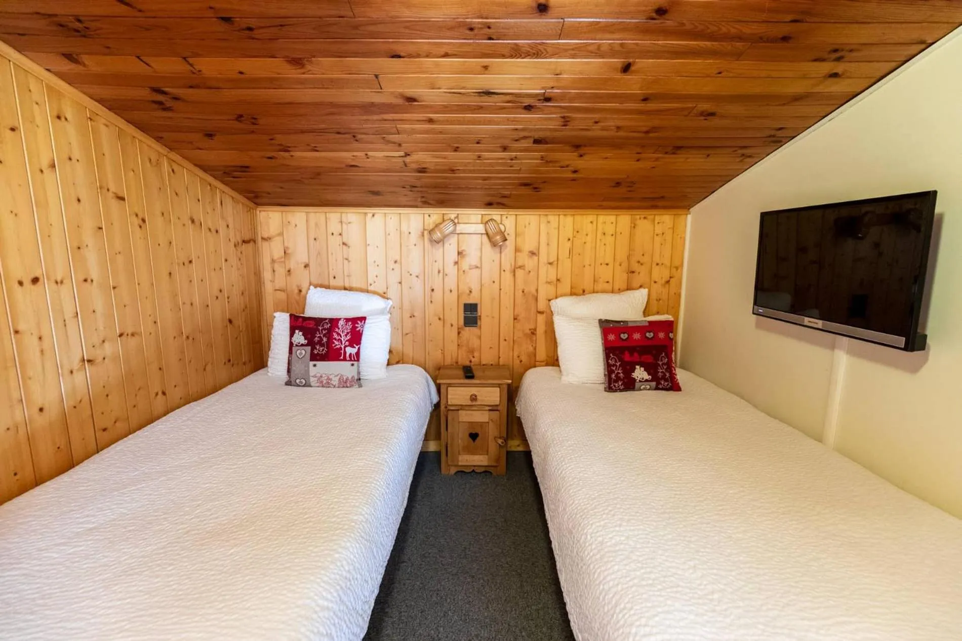 Bed in Logis Le Vernay