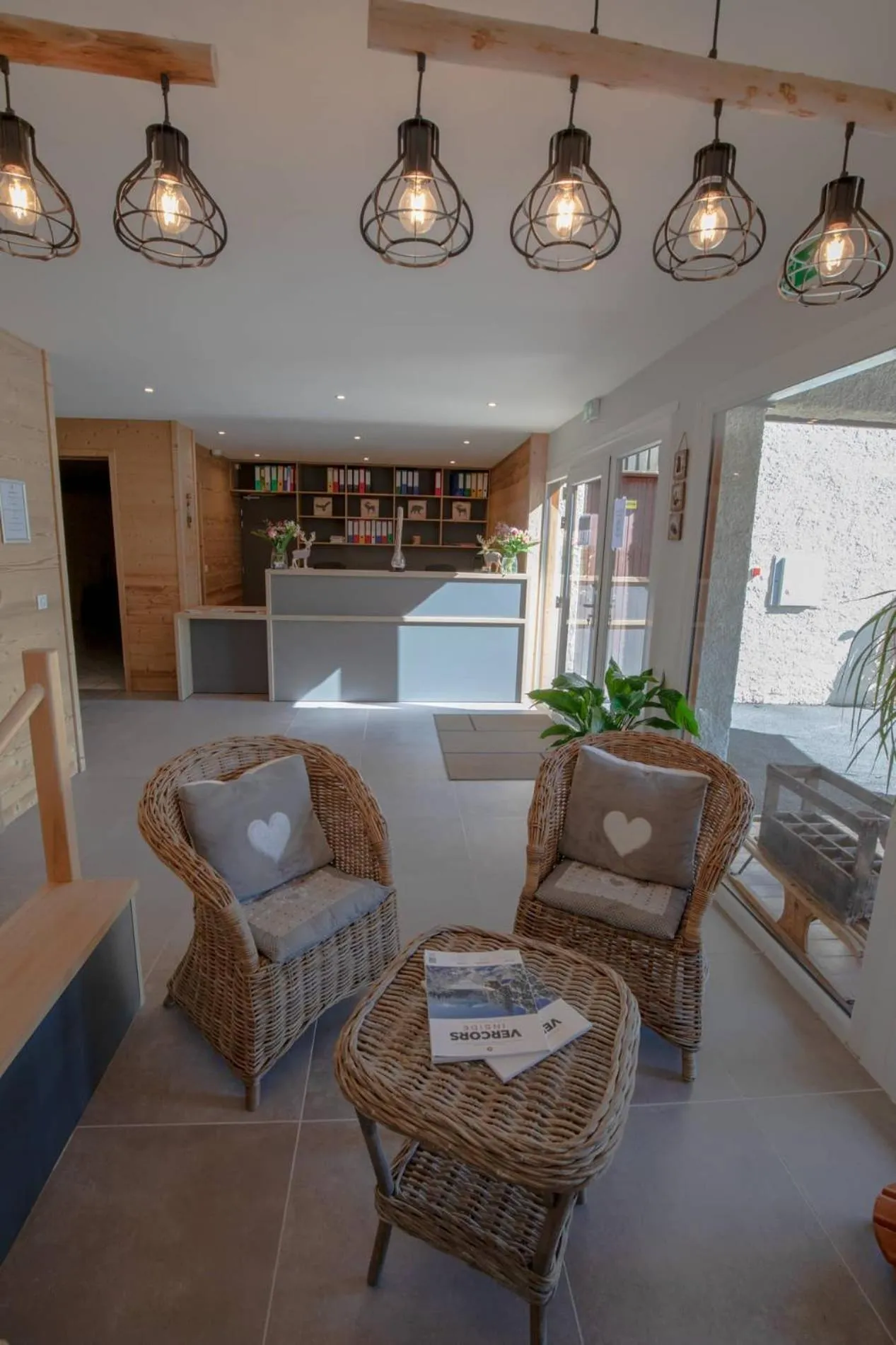 Lobby or reception in Logis Le Vernay