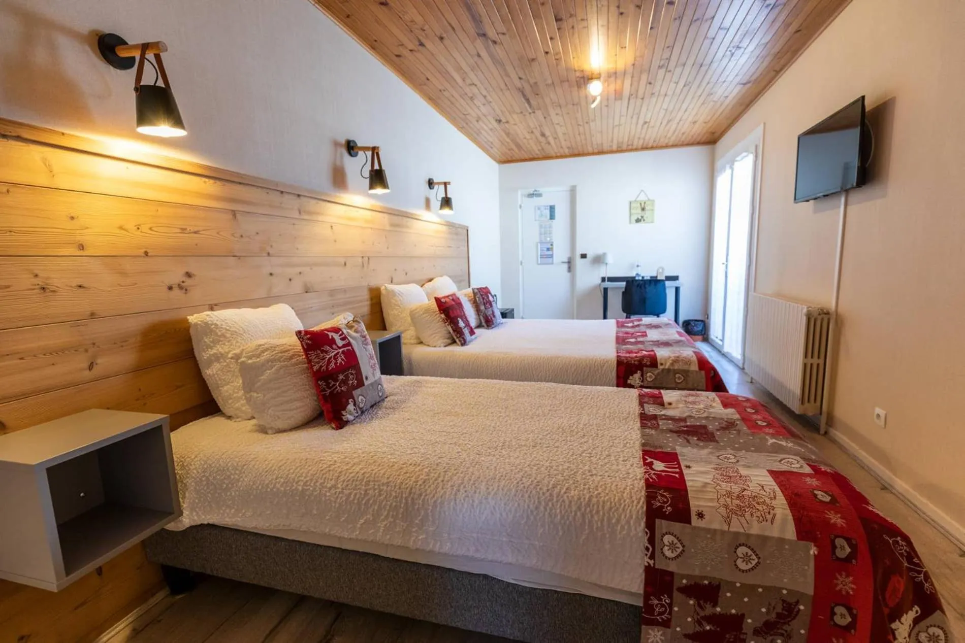 Bed in Logis Le Vernay