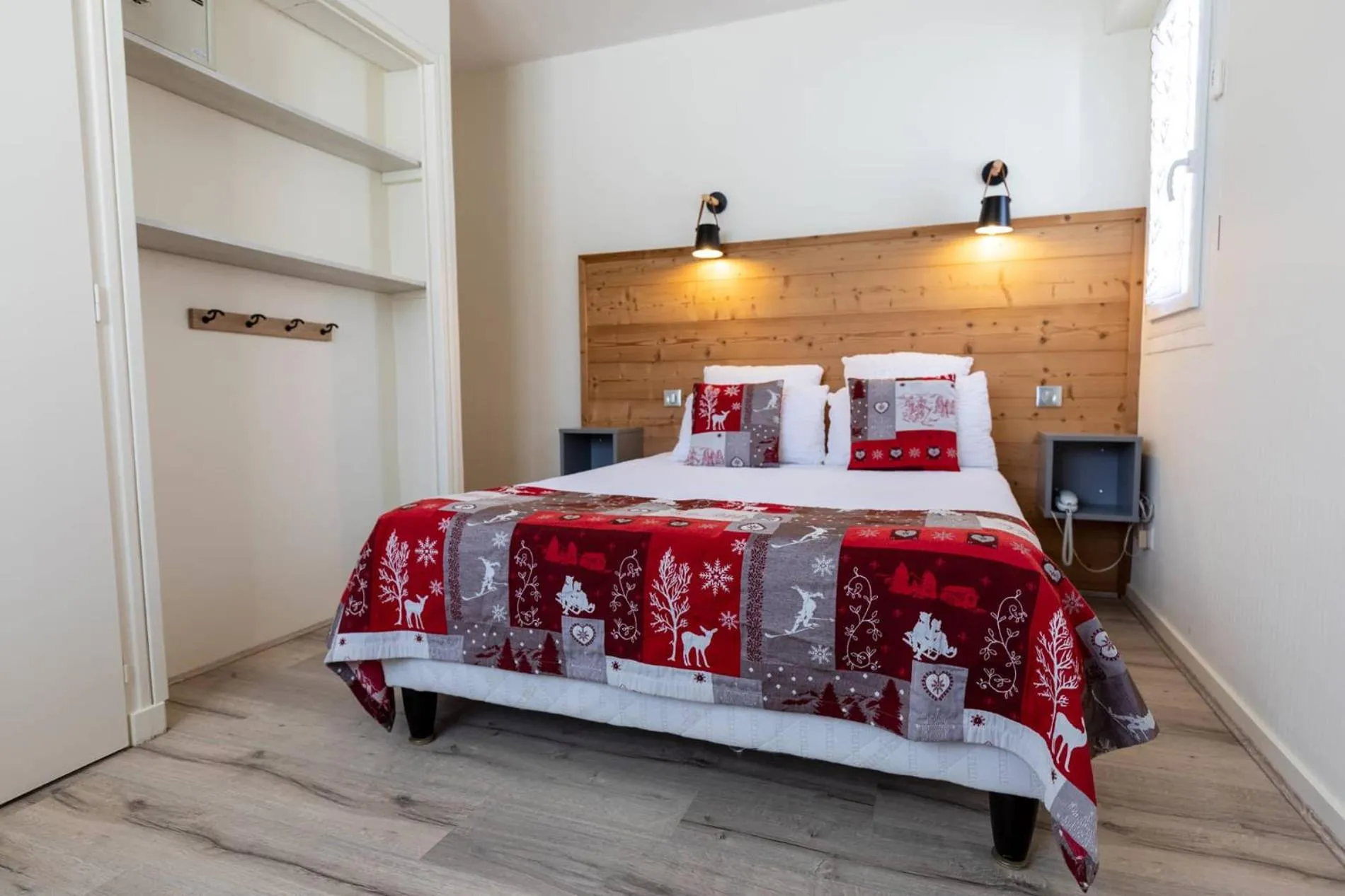 Bed in Logis Le Vernay