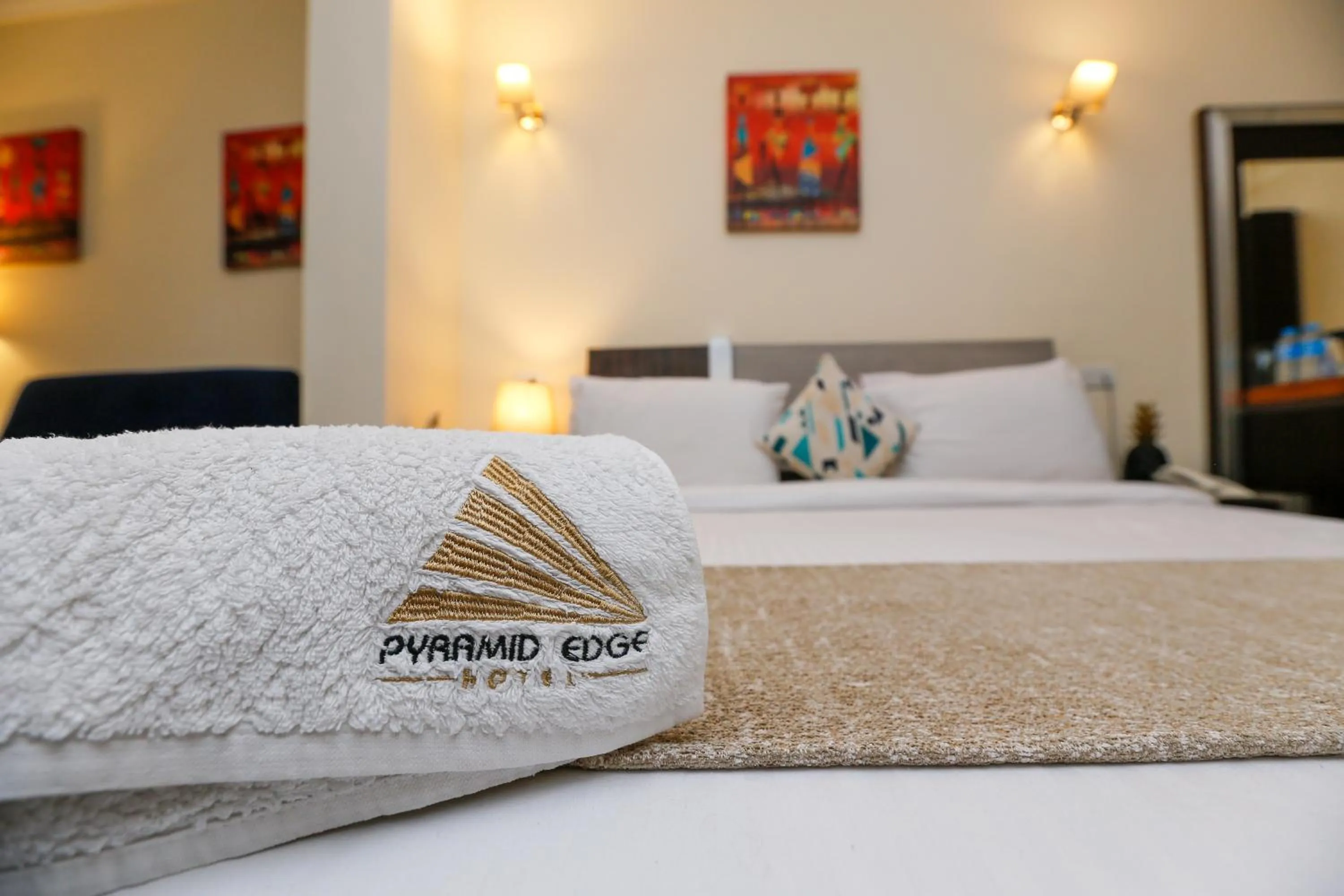 Bed in Pyramid Edge Hotel & Exclusive Pyramids View Rooftop