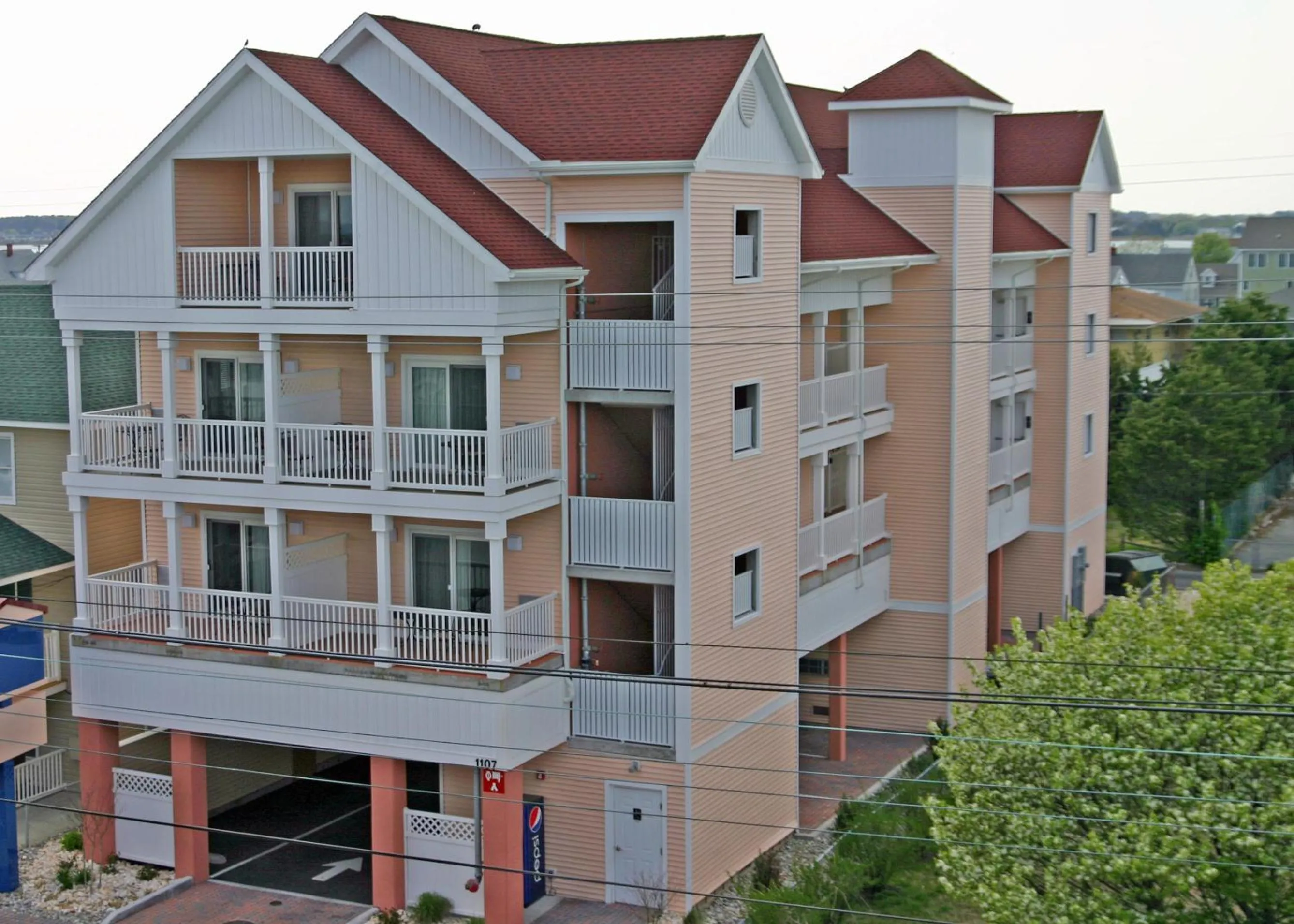 Property building in Monte Carlo Condos Ocean City