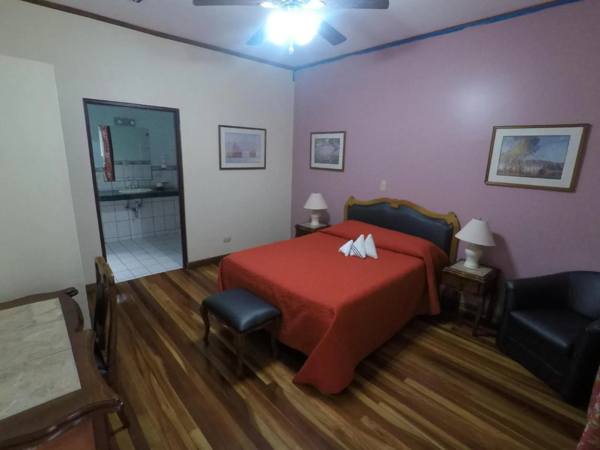 Photo of the whole room, Bed in La Bergerac Boutique Hotel