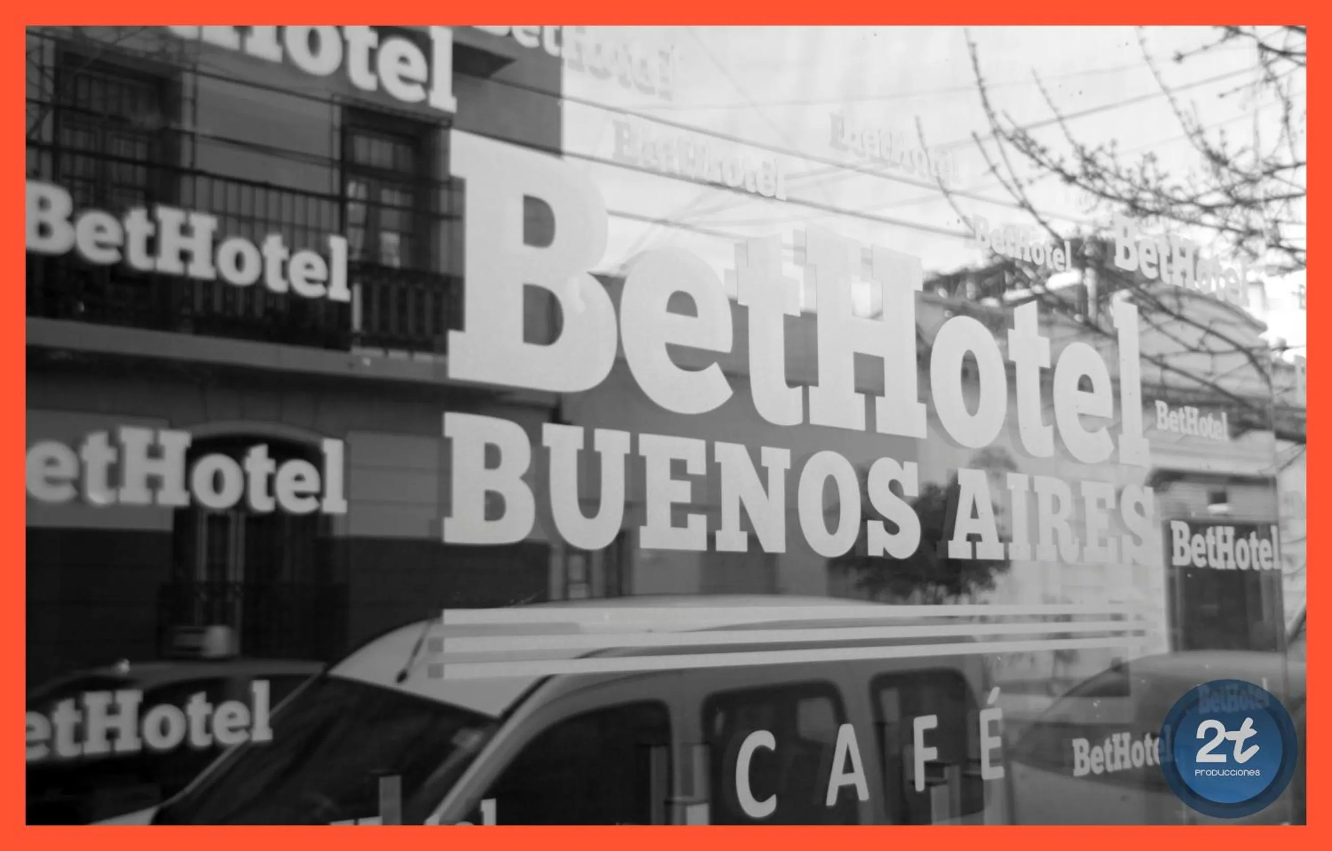 Text overlay in Bet Hotel Buenos Aires
