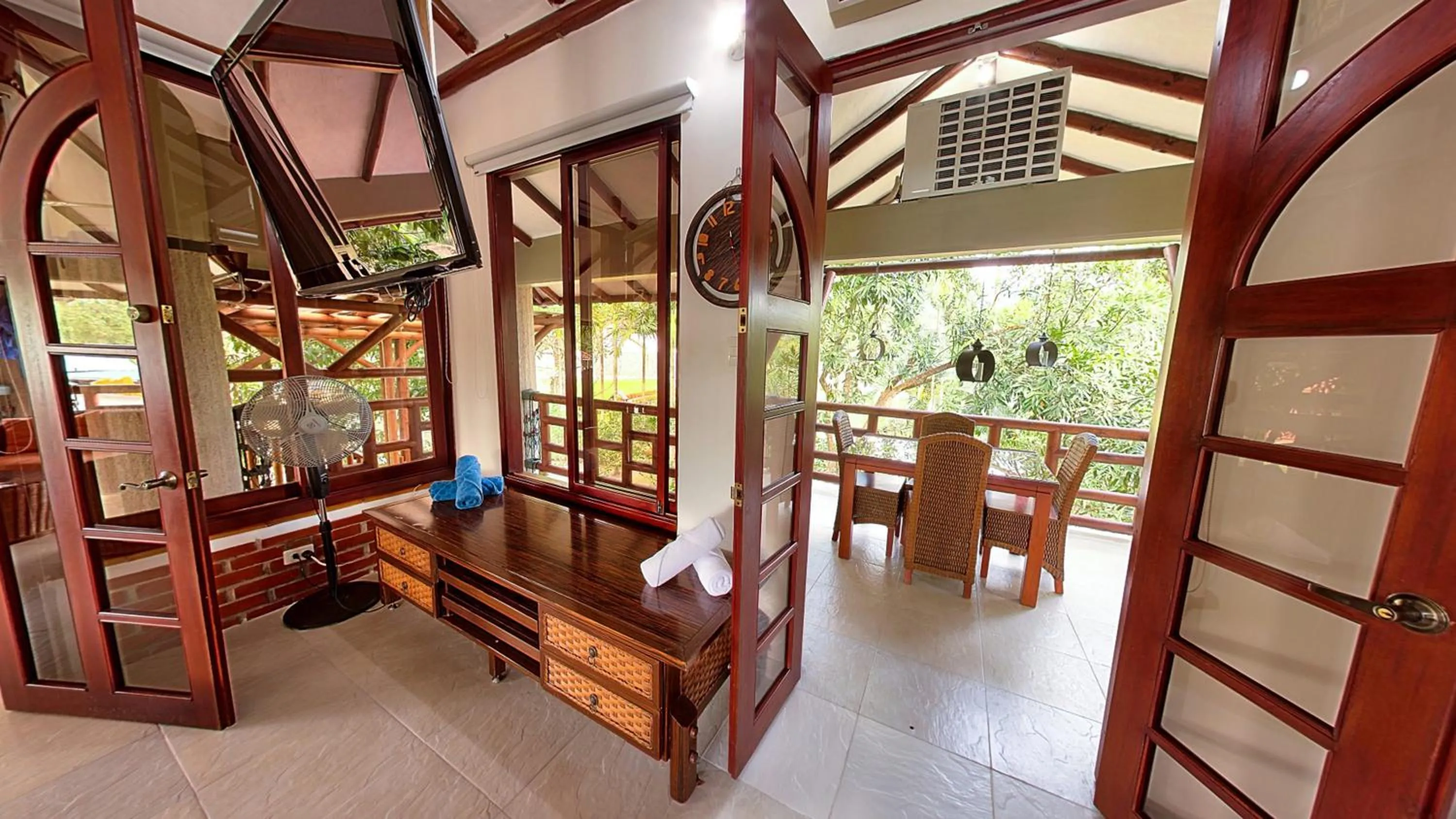 Photo of the whole room in Hotel Boutique Villas de San Sebastián