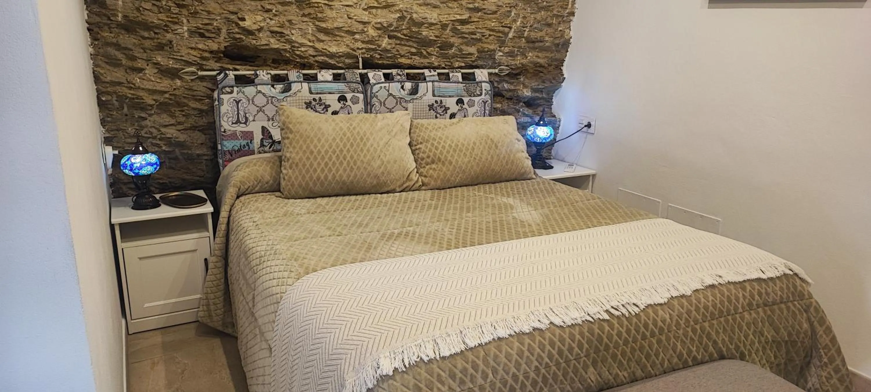 Casa Cueva El Arrabal
