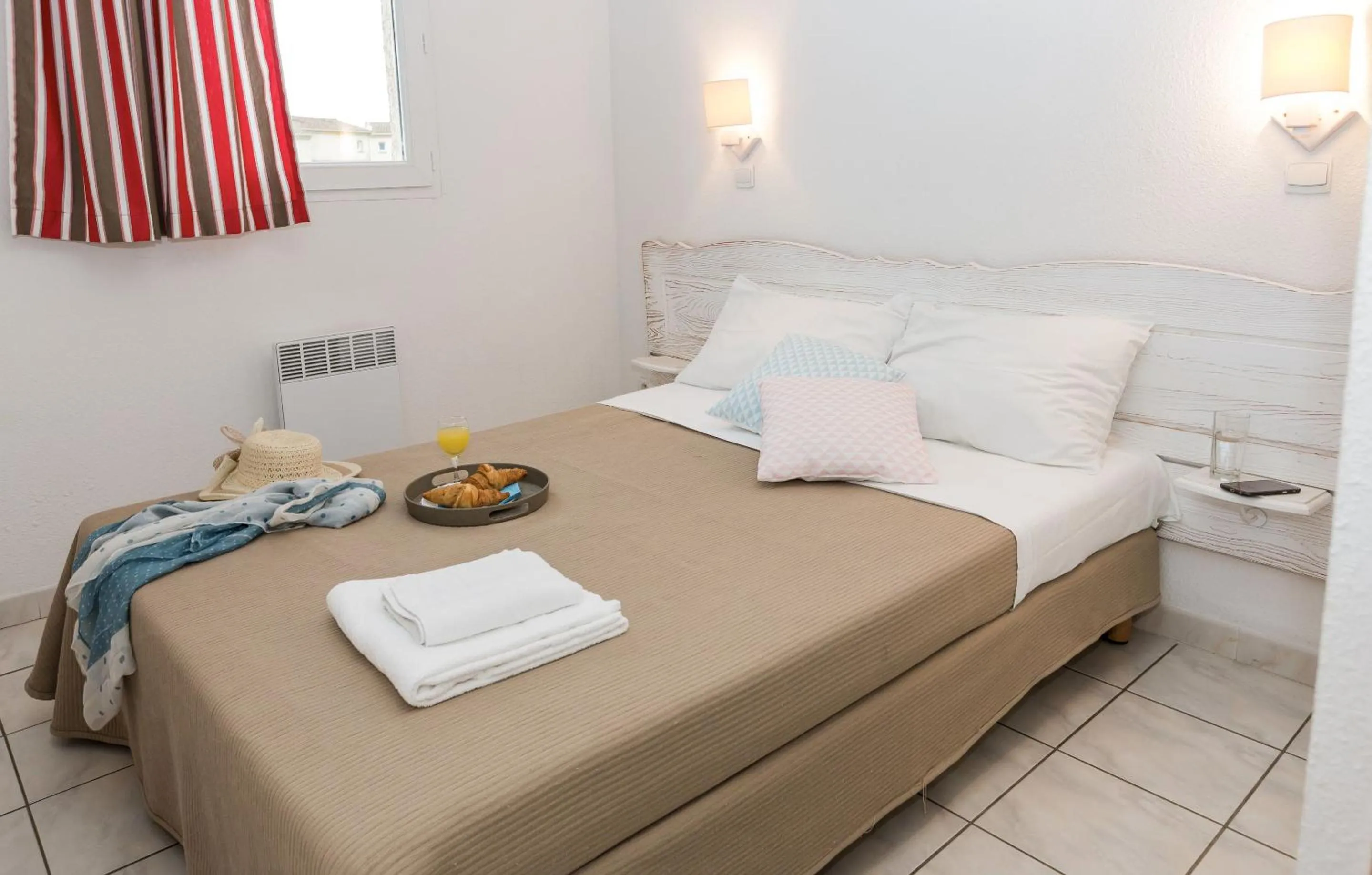 Bedroom, Bed in Résidence Odalys Les Hauts de Salavas