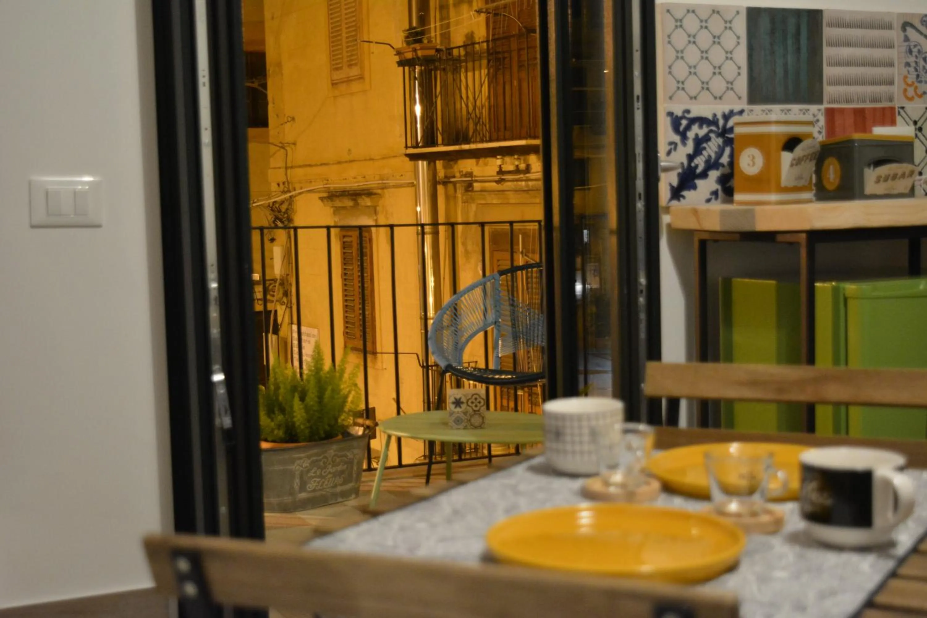 Communal lounge/ TV room in Torre's Camere & caffè