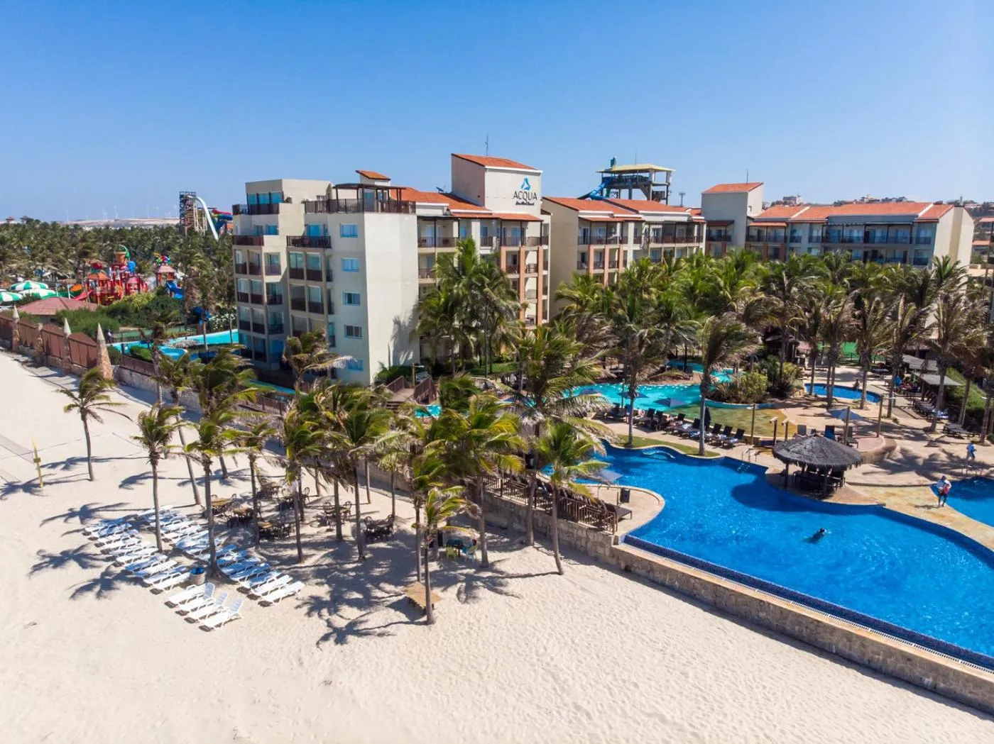 Property building in Beach Park Resort - Acqua