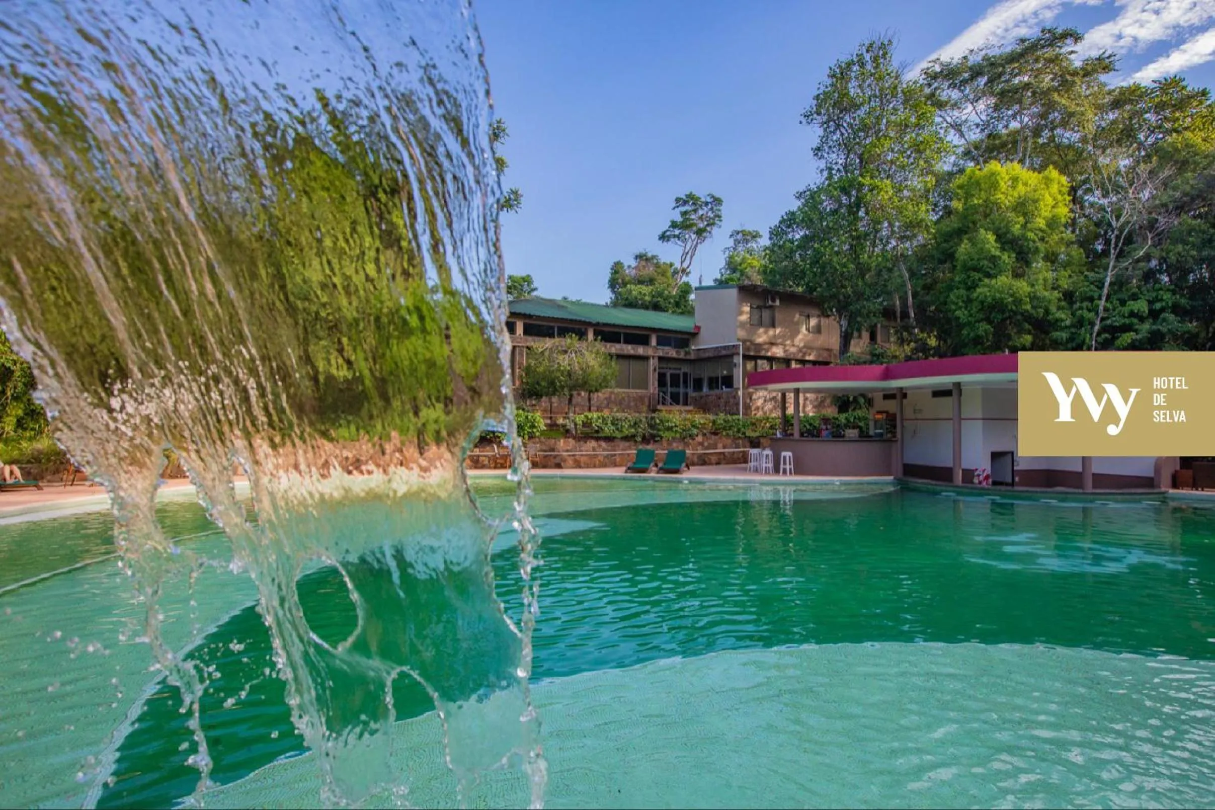 Swimming pool in Yvy Hotel de Selva