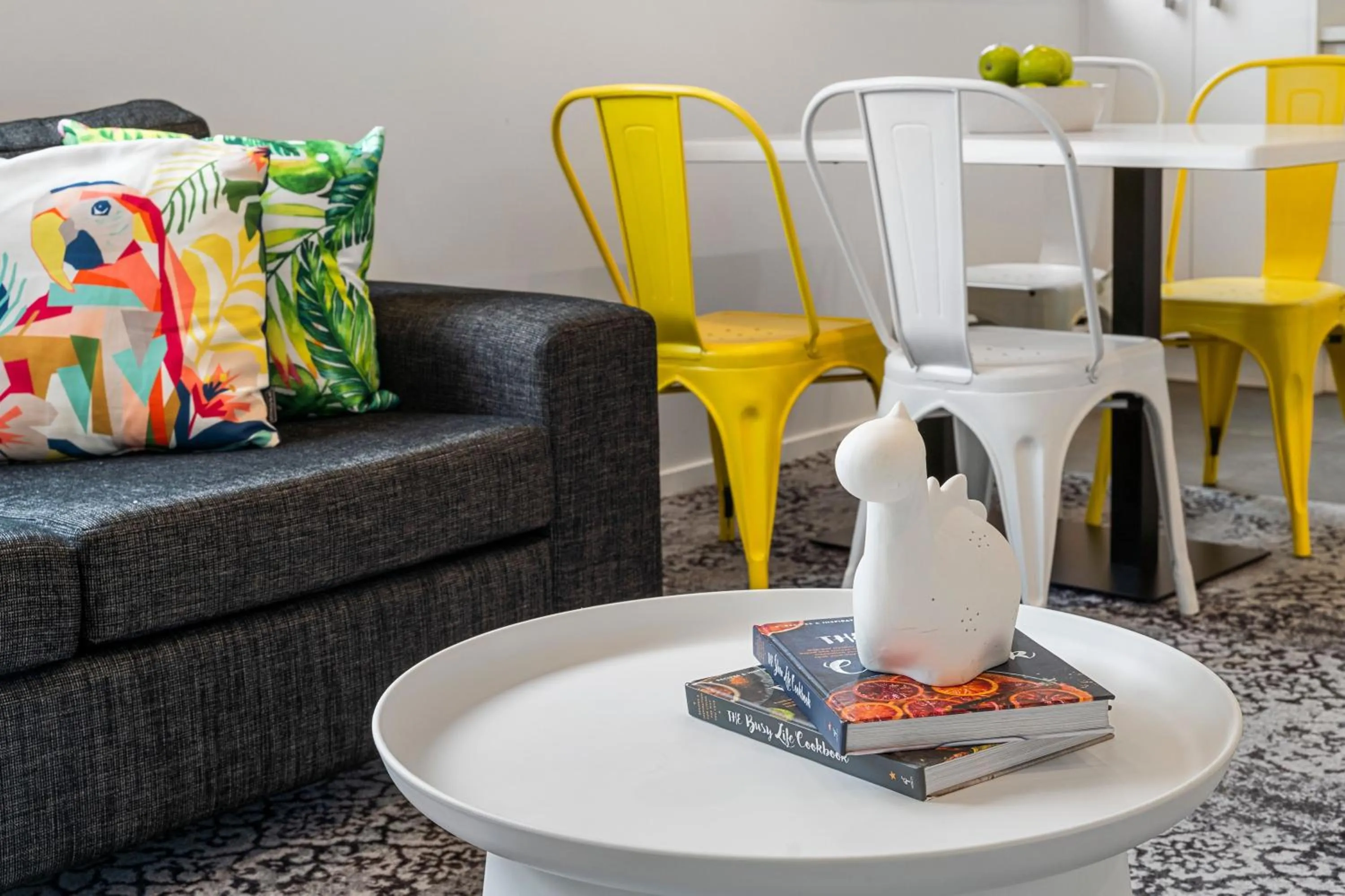 Dining area in Roomie Apartment Hotel