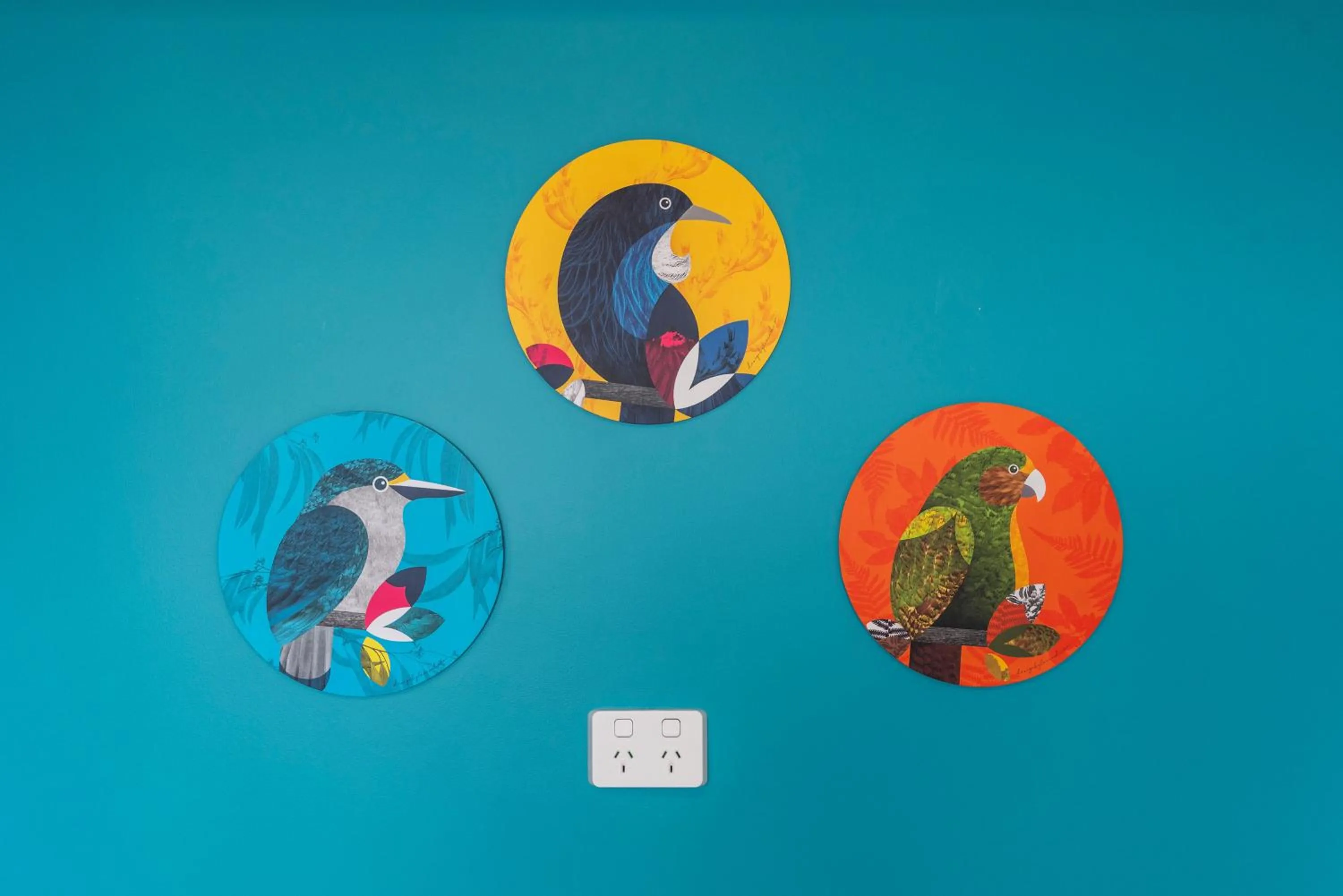 Property building in Roomie Apartment Hotel