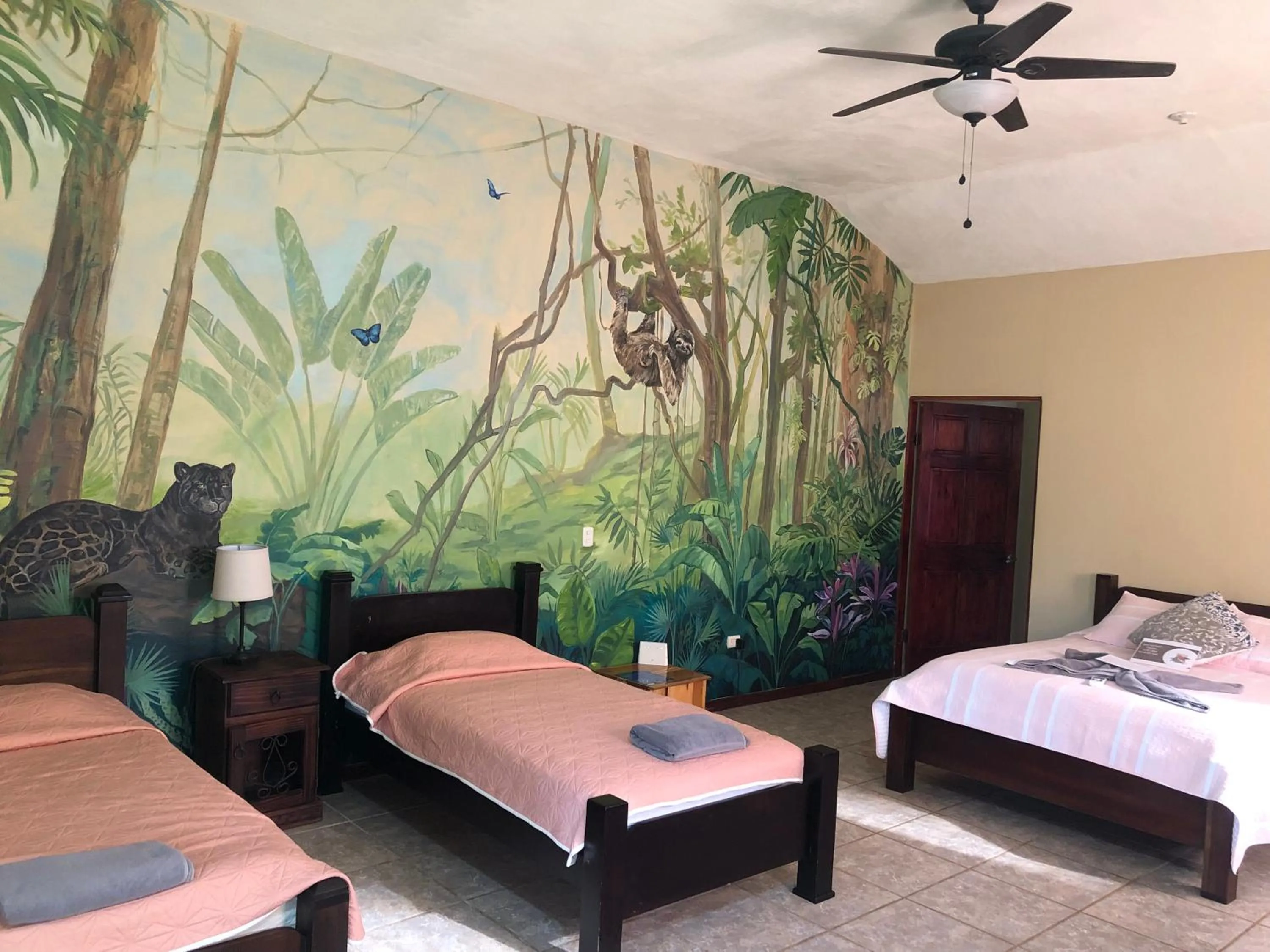 Bed in Hotel Jinetes de Osa