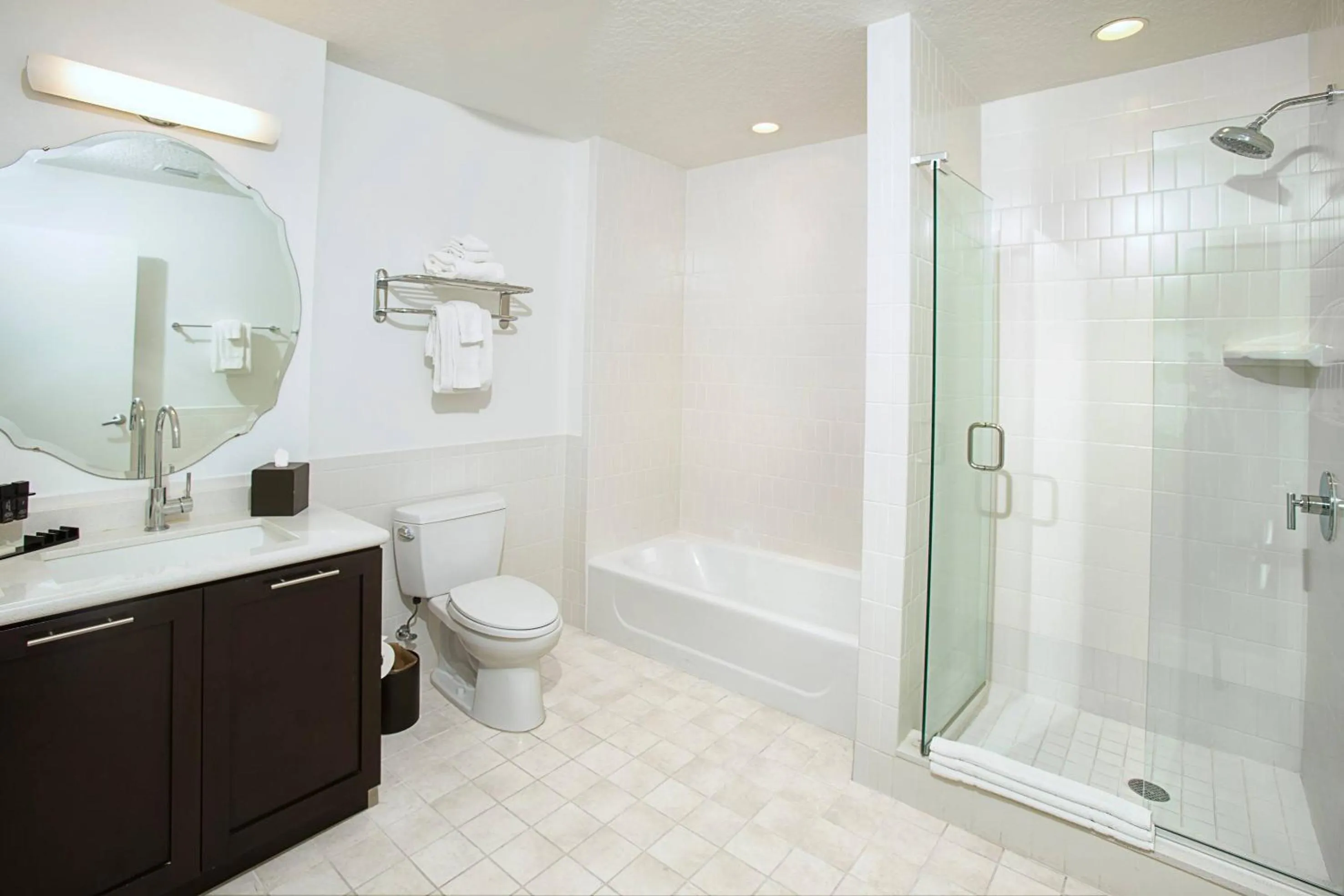 Bathroom in Meliá Orlando Celebration